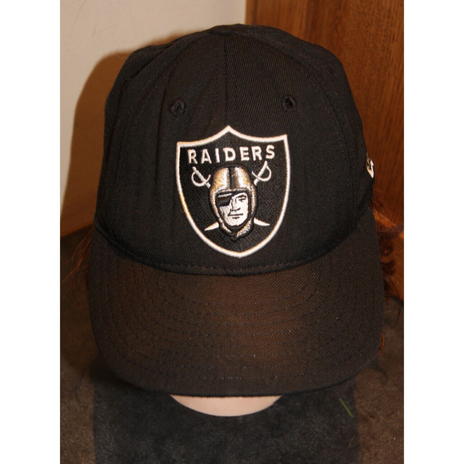 New Era VTG Oakland LA Raiders Wool New Era Low Profile Sz 7 1/8 USA Size ONE SIZE - 1 Thumbnail