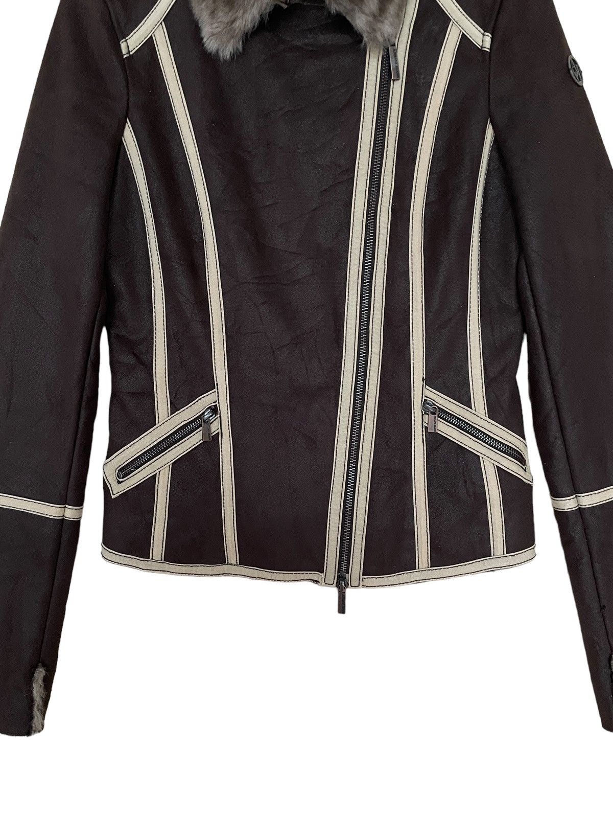 Armani Vintage Brand Armani Jeans Fur Leather Jacket 2000s Size US M / EU 48-50 / 2 - 5 Thumbnail