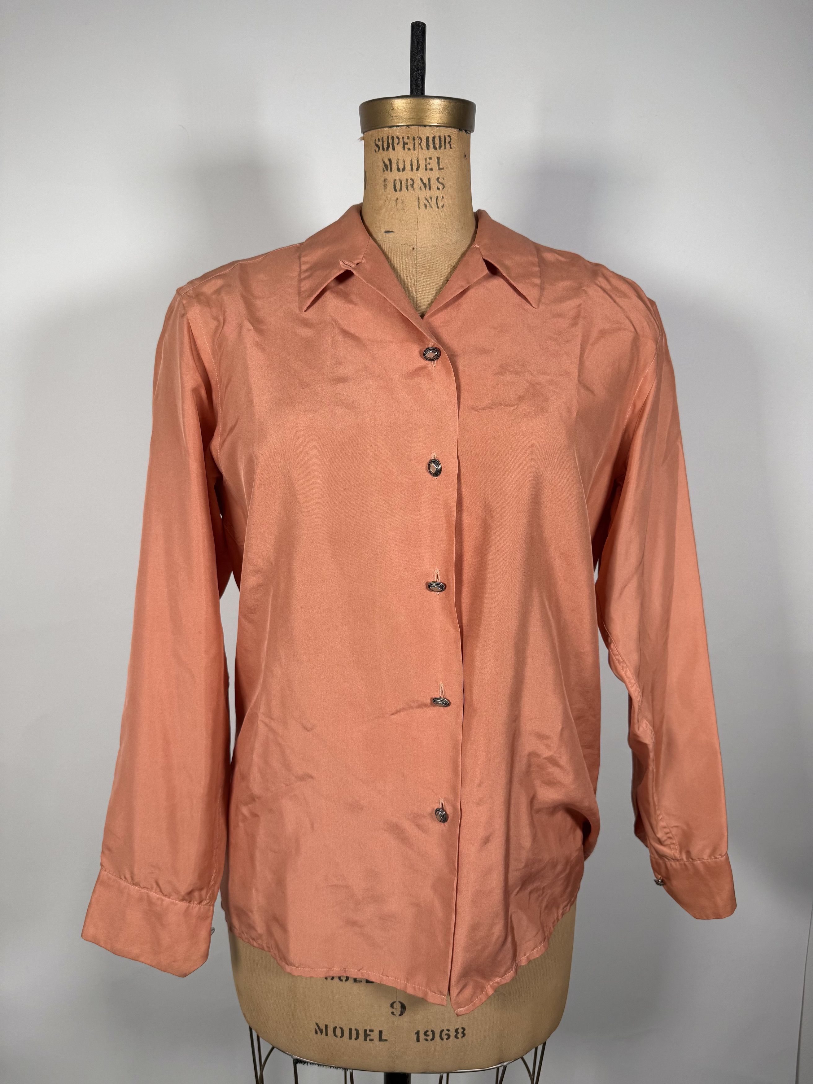 Vintage Vintage Renato Nucci Silk Made in France Blouse Size M / US 6-8 / IT 42-44 - 1 Thumbnail
