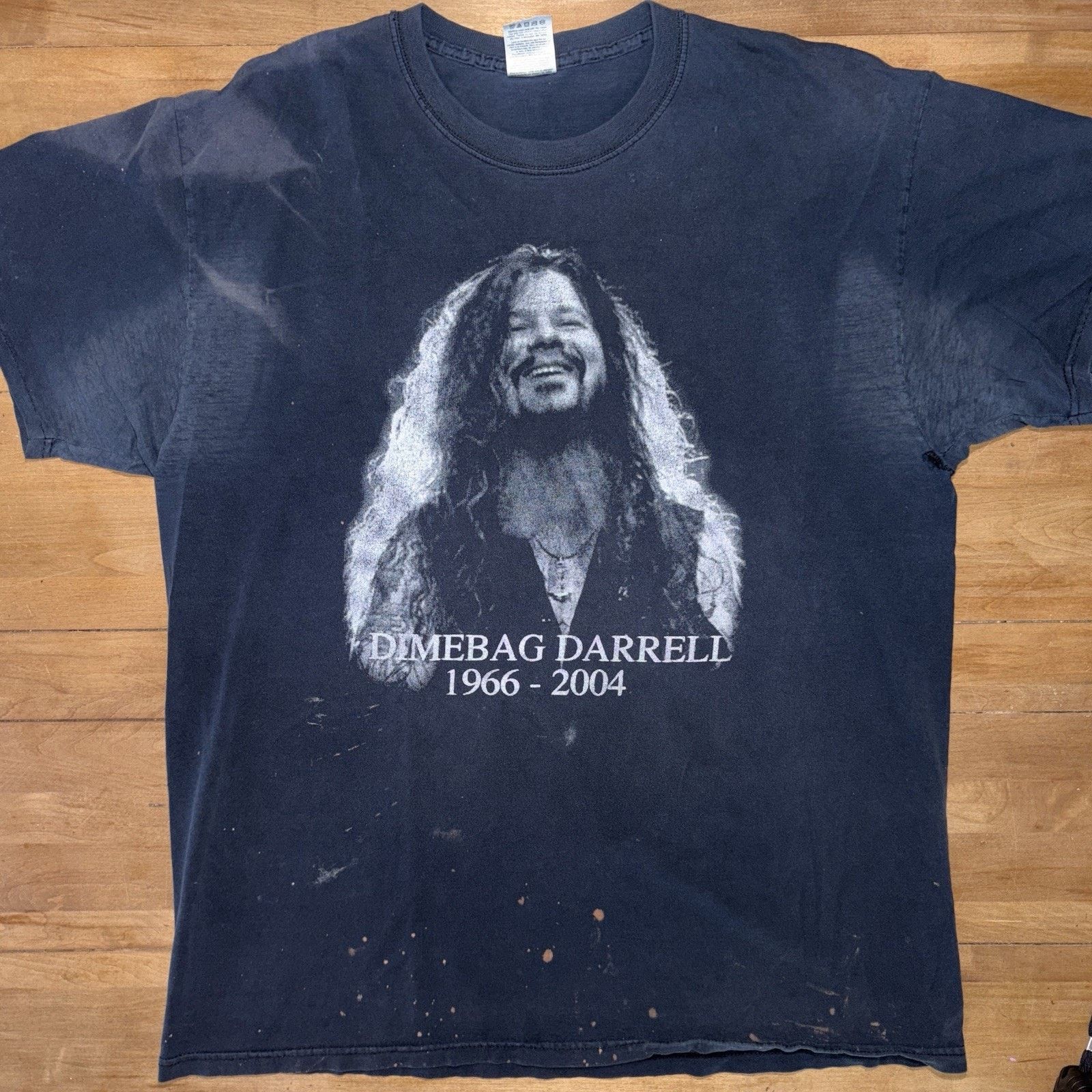 Fruit Of The Loom Vintage Pantera 2004 Brother Dime metal band Dimebag XL Size US XL / EU 56 / 4 - 1 Thumbnail