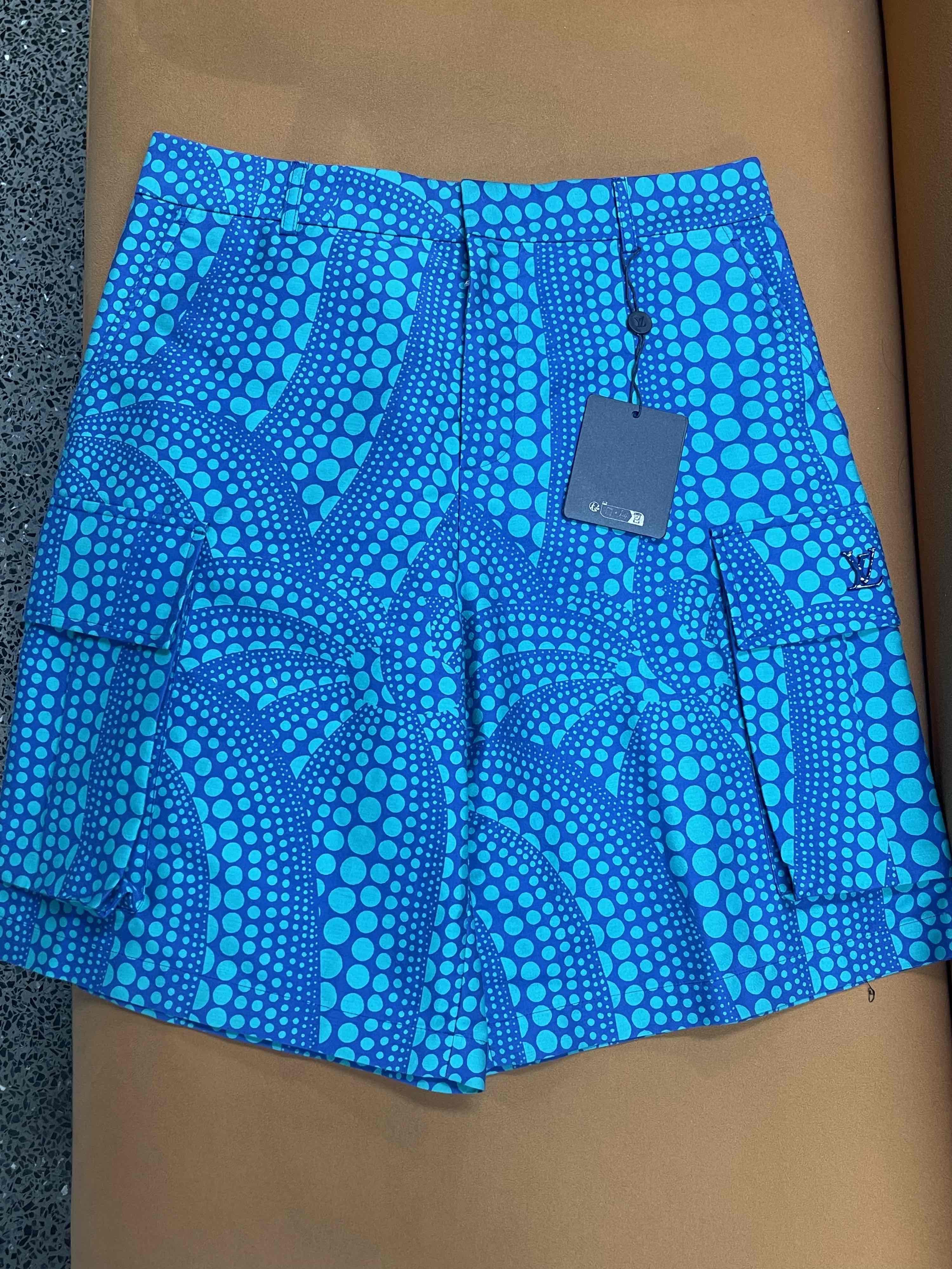 Louis Vuitton Louis Vuitton x Yayoi Kusama Polka Dot Shorts Size 30 Size US 30 / EU 46 - 1 Thumbnail