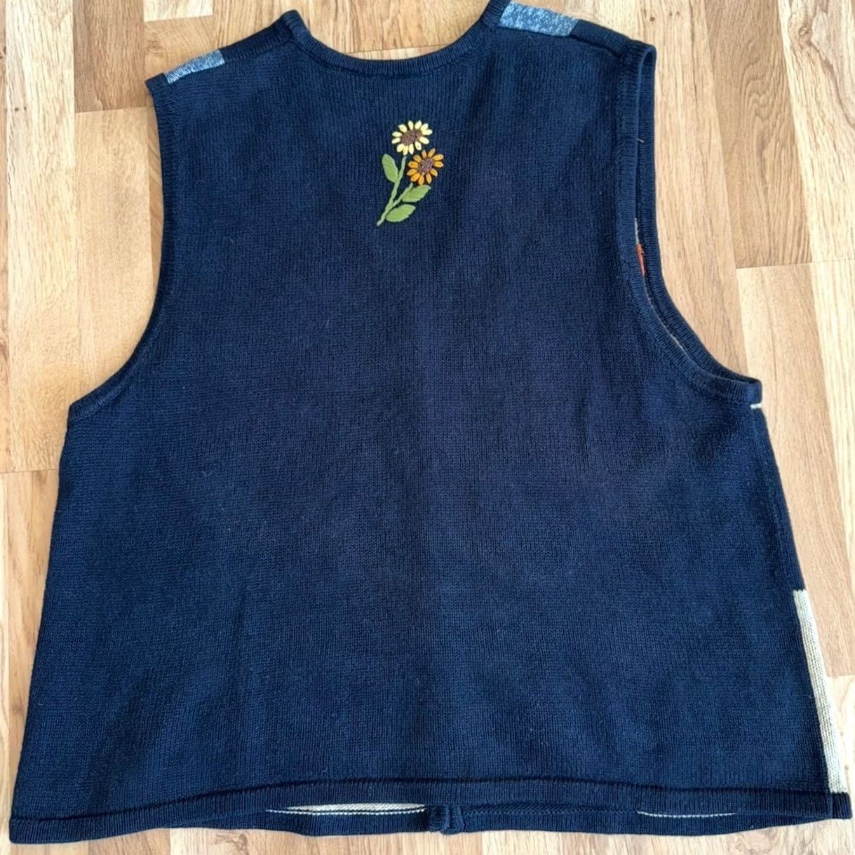 Vintage VINTAGE White Stag Sweater Cardigan Vest Womens 22W Sunflowers Navy Sleeveless 90s Plus Size Cardigan Size 3XL / US 20-22 - 3 Thumbnail