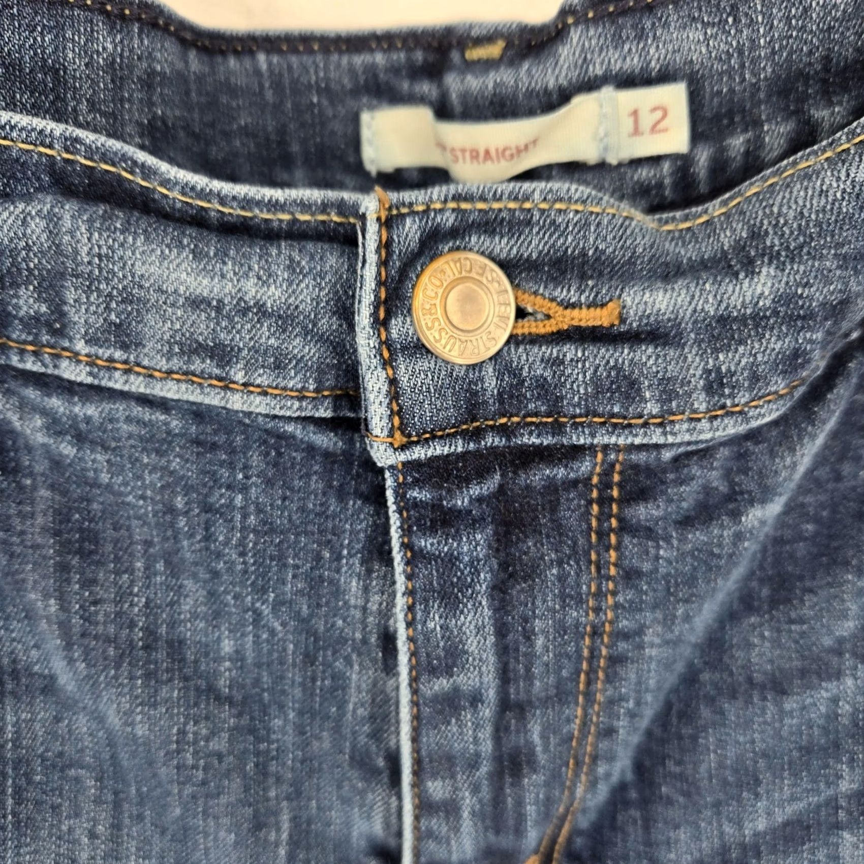 Levi's VINTAGE? No. Levi's 515 Straight Jeans Womens 12L W31 L34 Dark Wash Stretch Denim Mid Rise Size 34" / US 12 / IT 48 - 2 Thumbnail