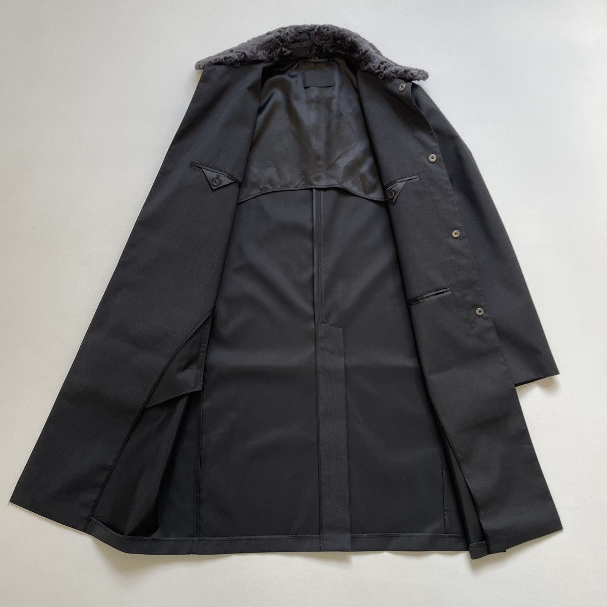 Prada A/W 13 Astrakhan Fur Collar Mac Jacket Size US L / EU 52-54 / 3 - 13 Thumbnail