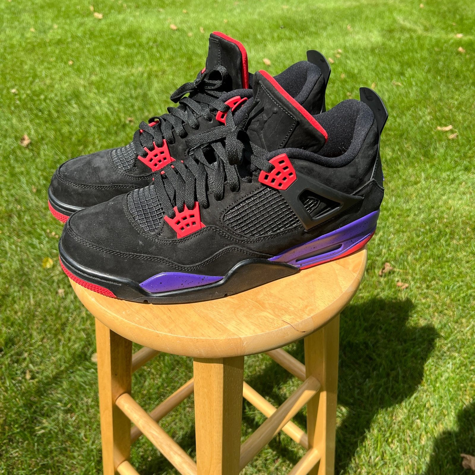 Jordan retro 4 nrg raptors hotsell