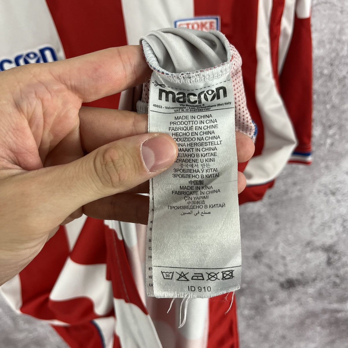 Macron Macron FC Stoke City 2017/2018 Home Jersey Kit Size L Size US L / EU 52-54 / 3 - 14 Thumbnail
