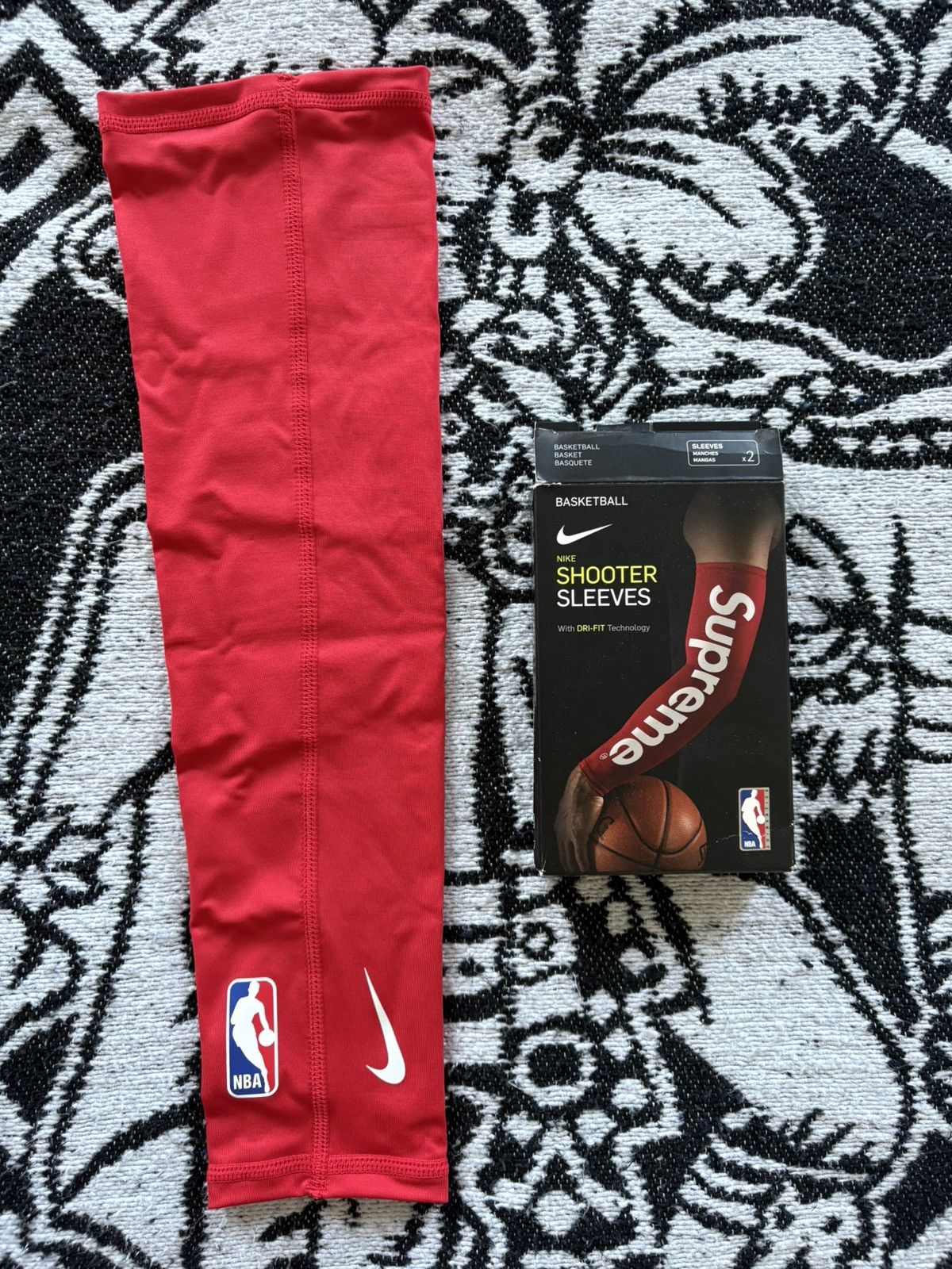 Nike × Supreme Supreme Nike/NBA Shooting Sleeve | Grailed