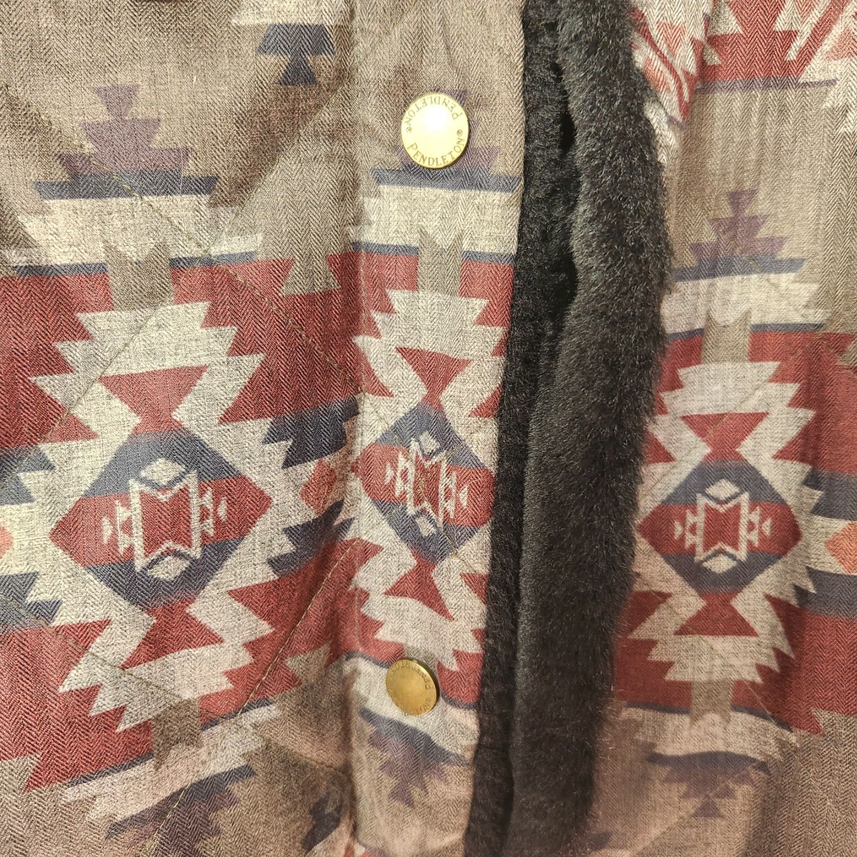 Pendleton VINTAGE Pendleton Womens Reversible Aztec Print/Faux Fur Hooded Jacket-Size L Size L / US 10 / IT 46 - 4 Thumbnail
