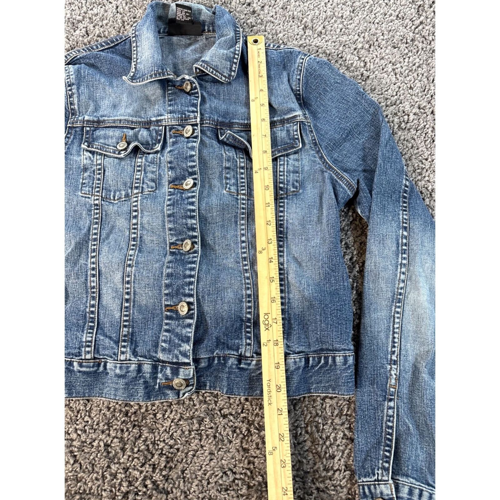 Rocawear VINTAGE Rocawear Denim Jacket Womens M Light Wash Embroidered 90s Hip Hop Retro Blue Jacket Women Medium Long Sleeve Pockets All Seasons Size M / US 6-8 / IT 42-44 - 3 Thumbnail