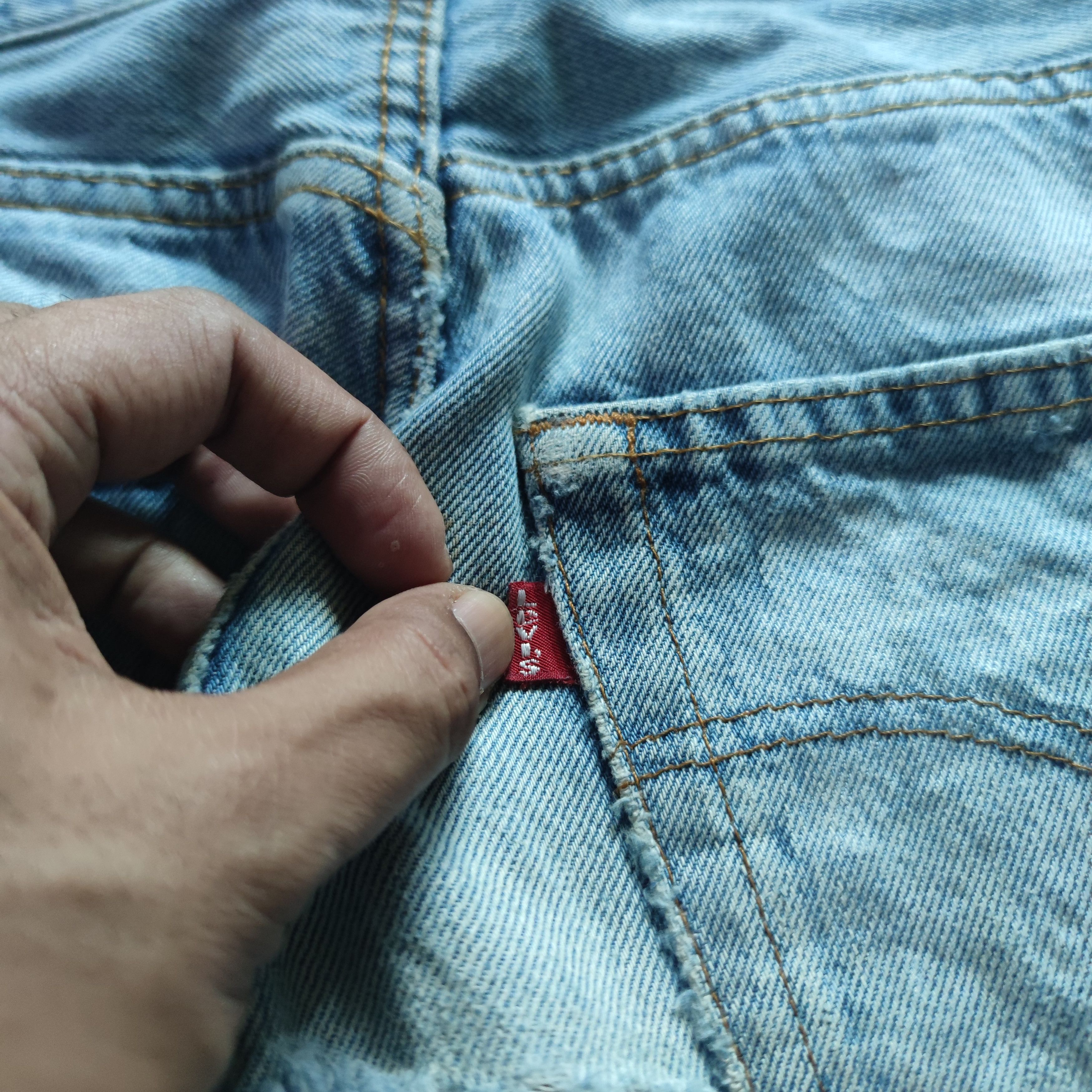 Levi's VINTAGE LEVI'S STRAUSS SAMPLE DISTRESSED JEAN MADE IN USA Size US 31 - 7 Thumbnail