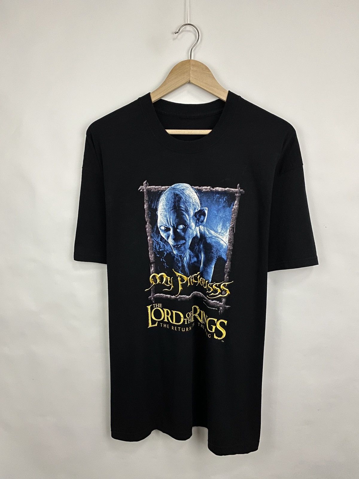 Gildan 🇺🇸 VTG 2003 Gollum The Lords of The Rings Return of The King Size US XL / EU 56 / 4 - 3 Thumbnail