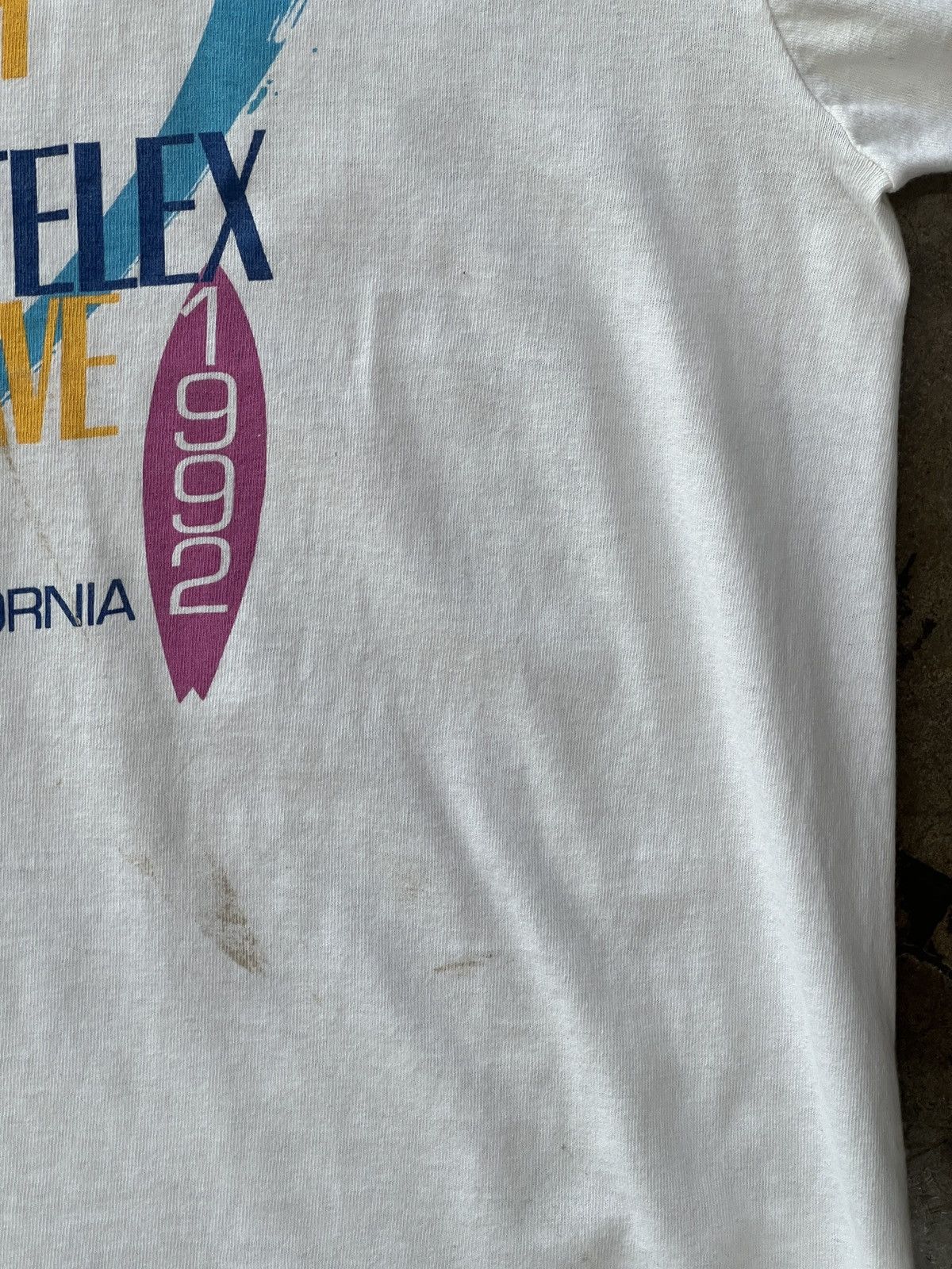 Vintage Vintage 1992 Catch the Wave Telex Surf Tee Single Stitch XL Size US XL / EU 56 / 4 - 7 Thumbnail