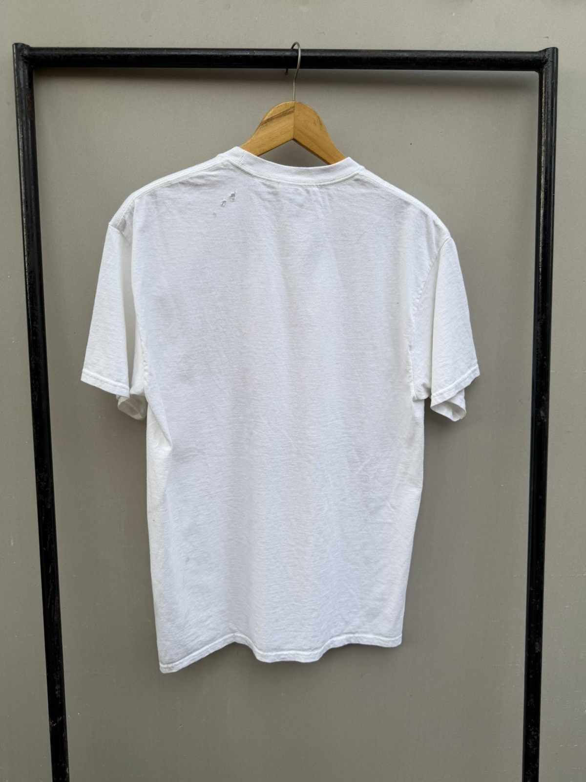 Vintage Today Is an Opportunity for a Better Tomorrow” Graphic T Size US M / EU 48-50 / 2 - 5 Thumbnail