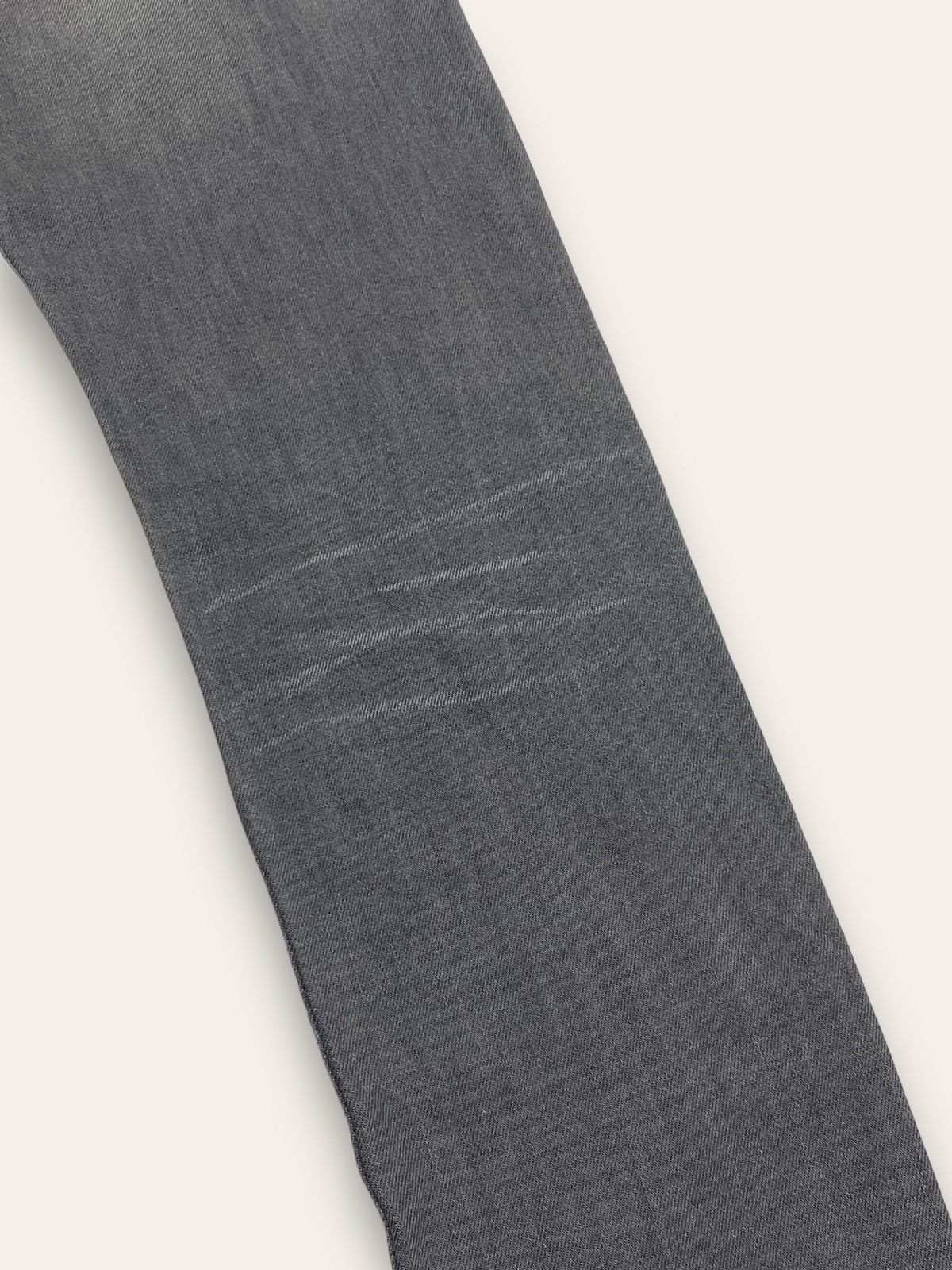 Diesel Vintage DIESEL Gray Wash Denim Slim Straight Jeans Size US 31 - 11 Thumbnail