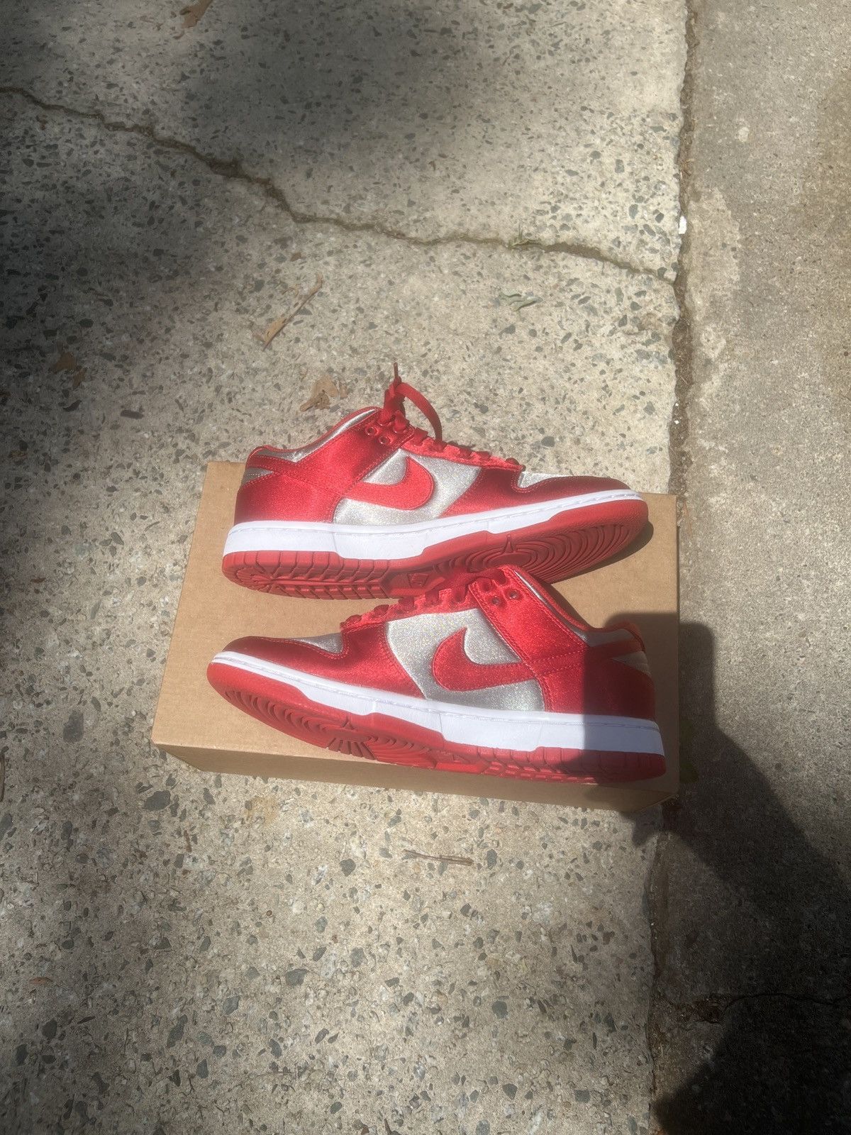 Nike Nike Dunk low “UNLV” Size US 6 / EU 39 - 2 Thumbnail