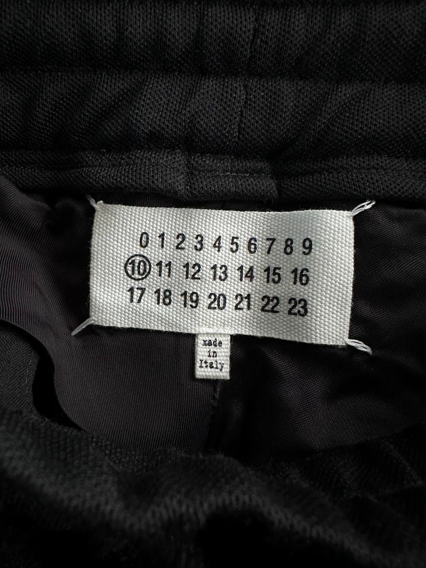 Maison Margiela Maison Margiela 18aw Drawstring Trousers Size US 28 / EU 44 - 5 Thumbnail