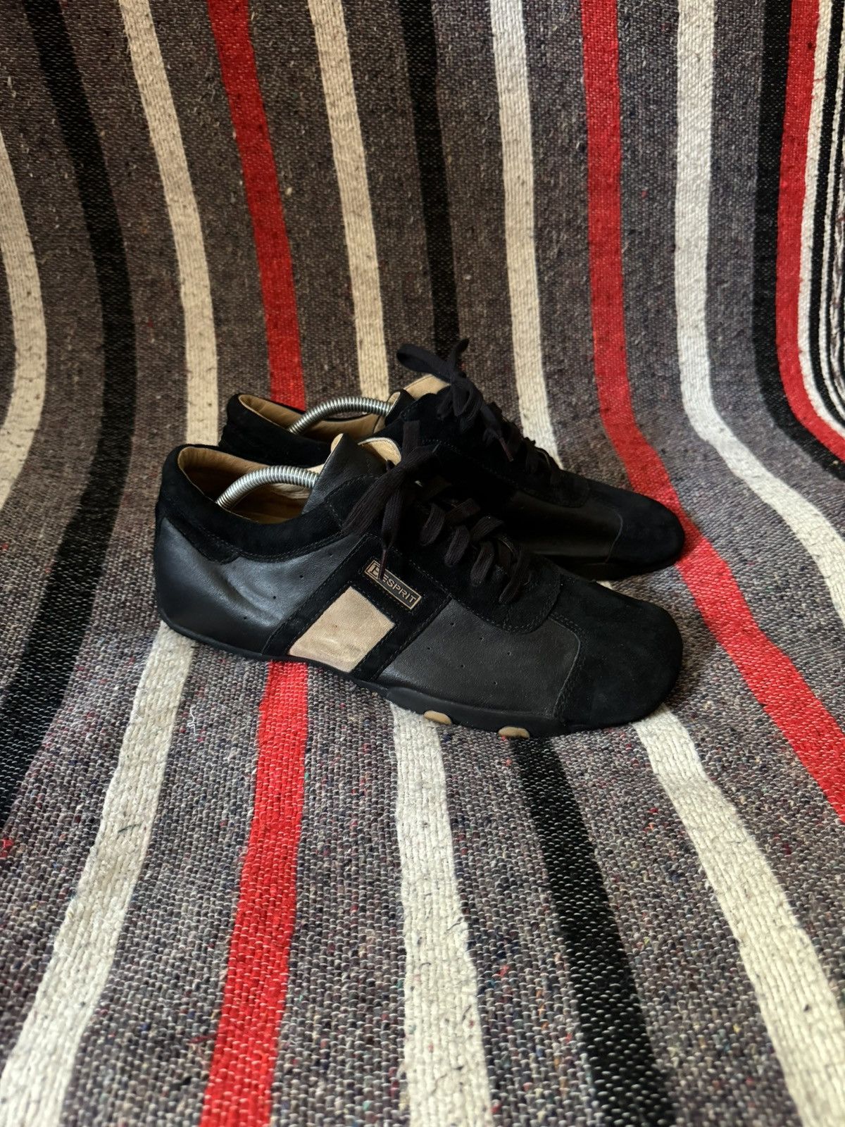 Genuine Leather Vintage 00’s Esprit y2k Genuine Leather Low Sneakers Size US 11 / EU 44 - 7 Thumbnail