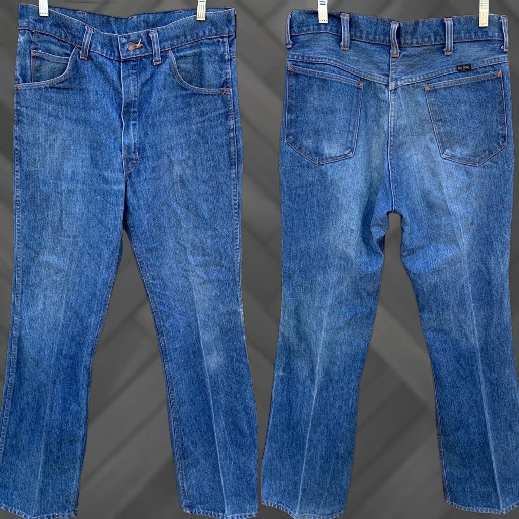 Bell VINTAGE Big Yank Jeans flare bell bottom bells 33.5 in waist 33.5 in inseam blue denim 1970s Womens Mens? Size US 32 / EU 48 - 1 Thumbnail