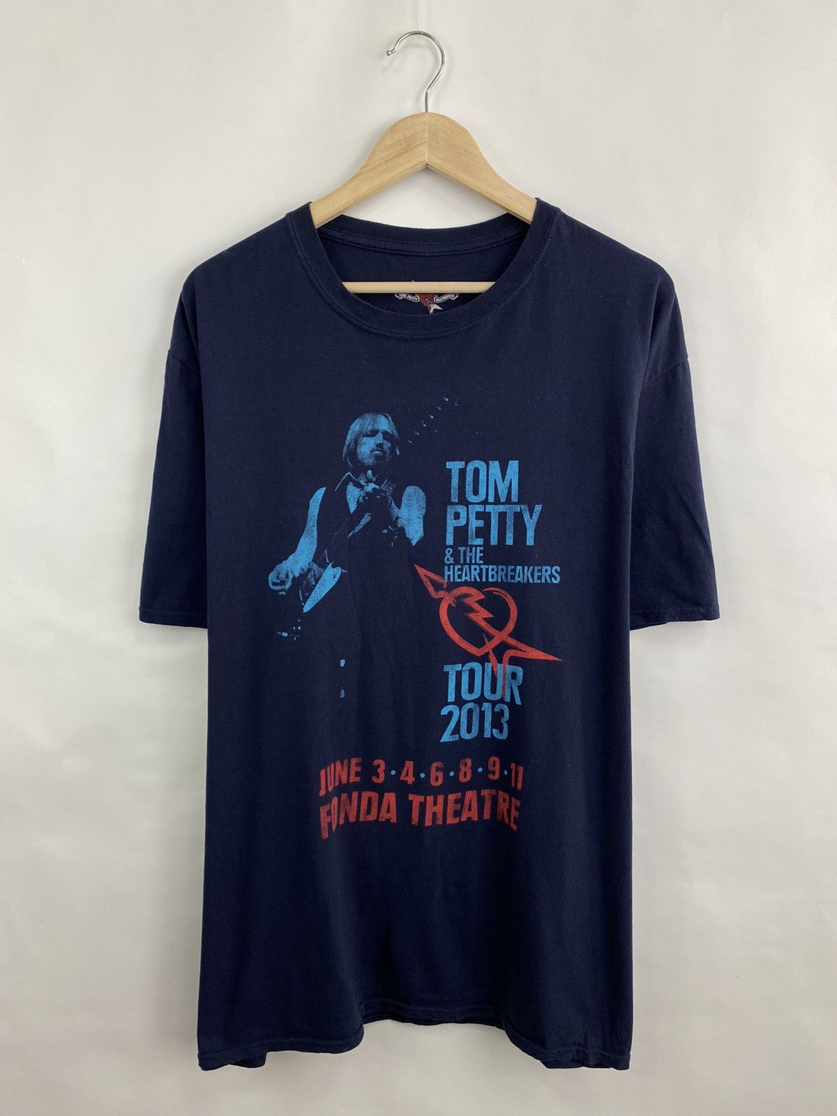 Band Tees Vintage 2013 Tom Petty The Heartbreakers Tour t-shirt rare Size US XXL / EU 58 / 5 - 3 Thumbnail