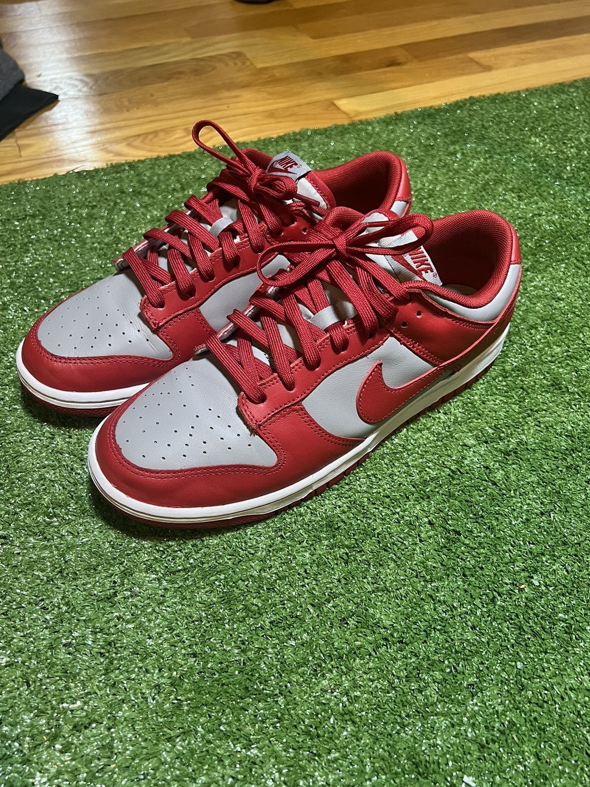 Nike Nike Retro UNLV Dunk (2021) Size US 9.5 / EU 42-43 - 2 Thumbnail