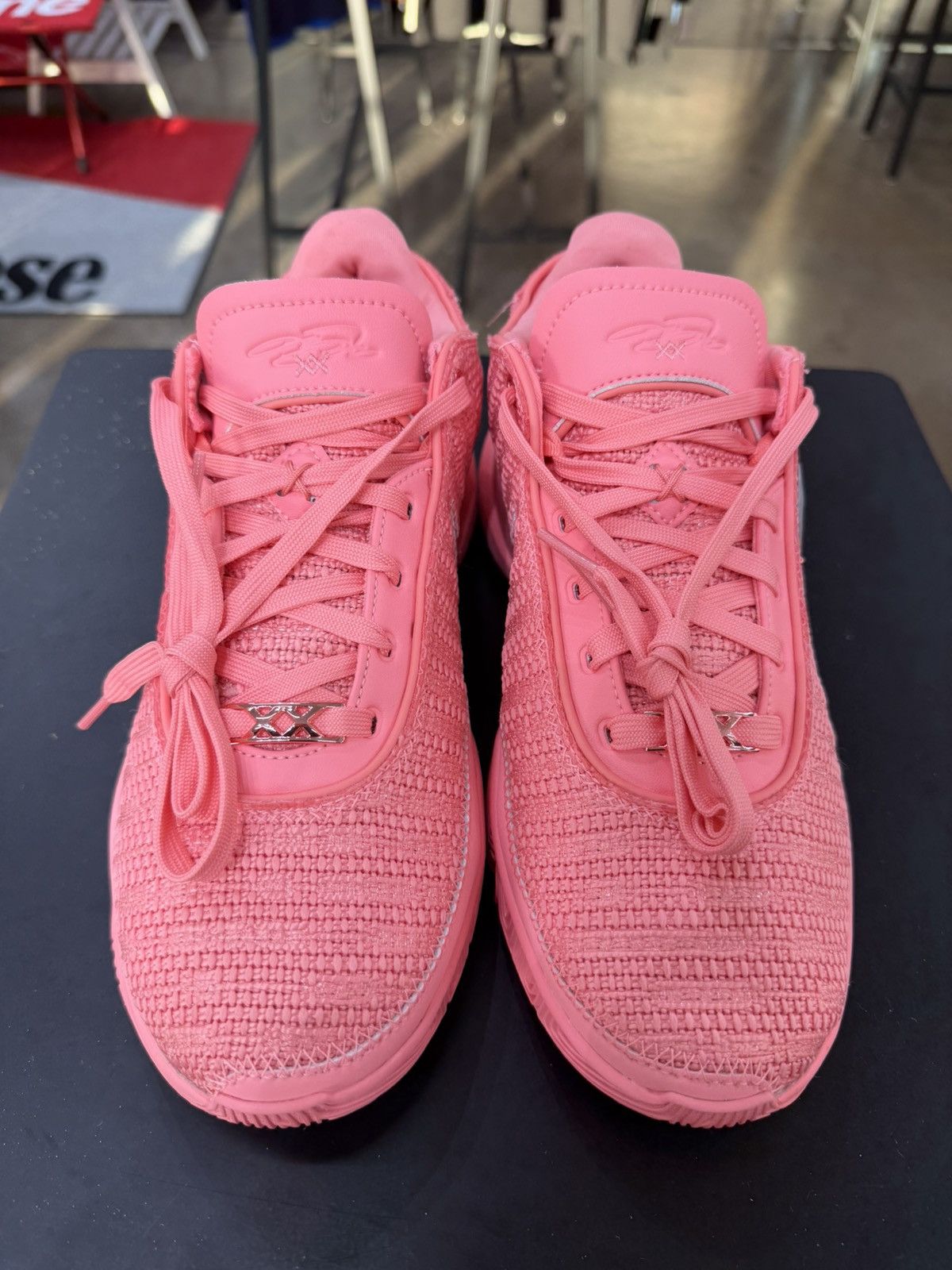 Nike Nike Lebron 20 Pink Diamond Size 8 (2025) Size US 8 / EU 41 - 2 Thumbnail