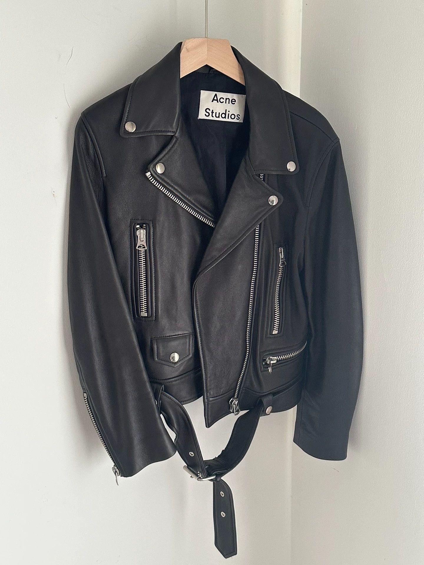 Acne Studios Acne Studios Runway Straps Leather Jacket Unisex Size 36 Size US XXS / EU 40 - 1 Thumbnail