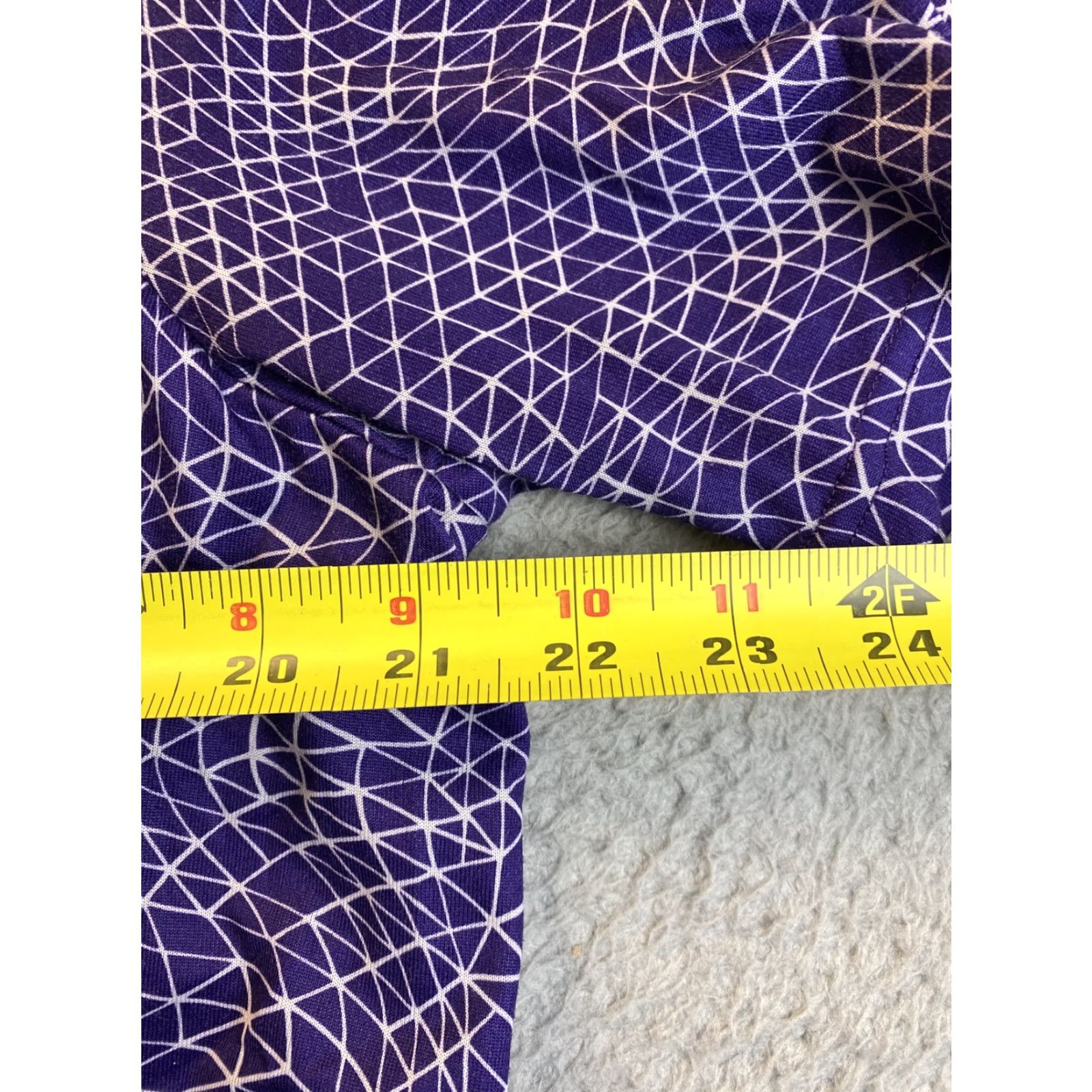 Under Armour Under Armour t shirt Heatgear Men L purple Loose Fit Graphic Crew-Neck /94-12 Size US L / EU 52-54 / 3 - 4 Thumbnail