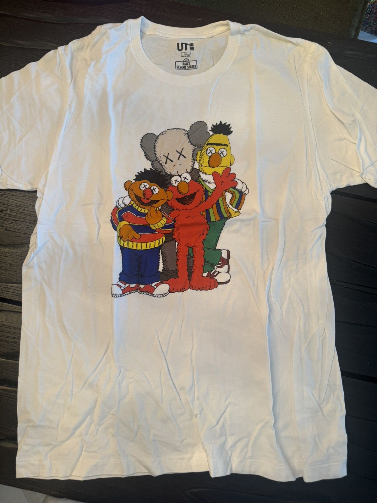 Kaws × Uniqlo Kaws x Sesame Street x Uniqlo Size US XL / EU 56 / 4 - 1 Thumbnail