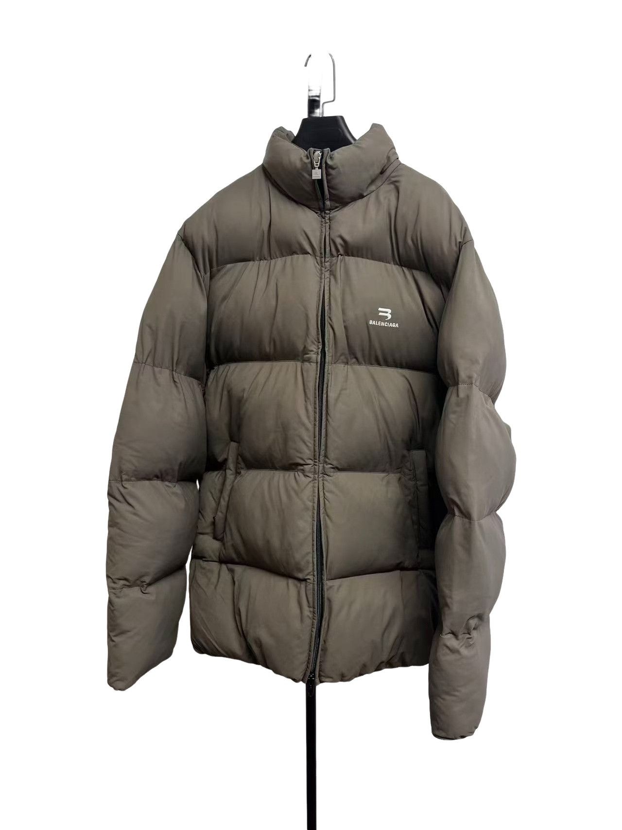 Balenciaga Balenciaga Logo Embroidered Puffer Jacket XS Size US XS / EU 42 / 0 - 1 Thumbnail