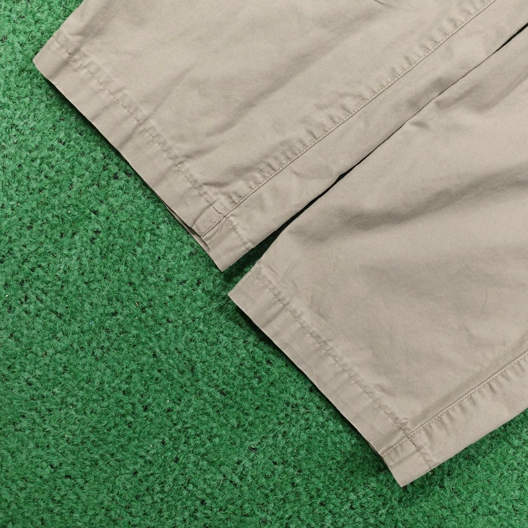 Bonobos VINTAGE? Wait—No. Bonobos Chino Pants Mens 35x32 Khaki Flat Front Straight Cotton Casual Pants Mens Beige 36 Waist 32 Inseam Size US 35 - 3 Thumbnail