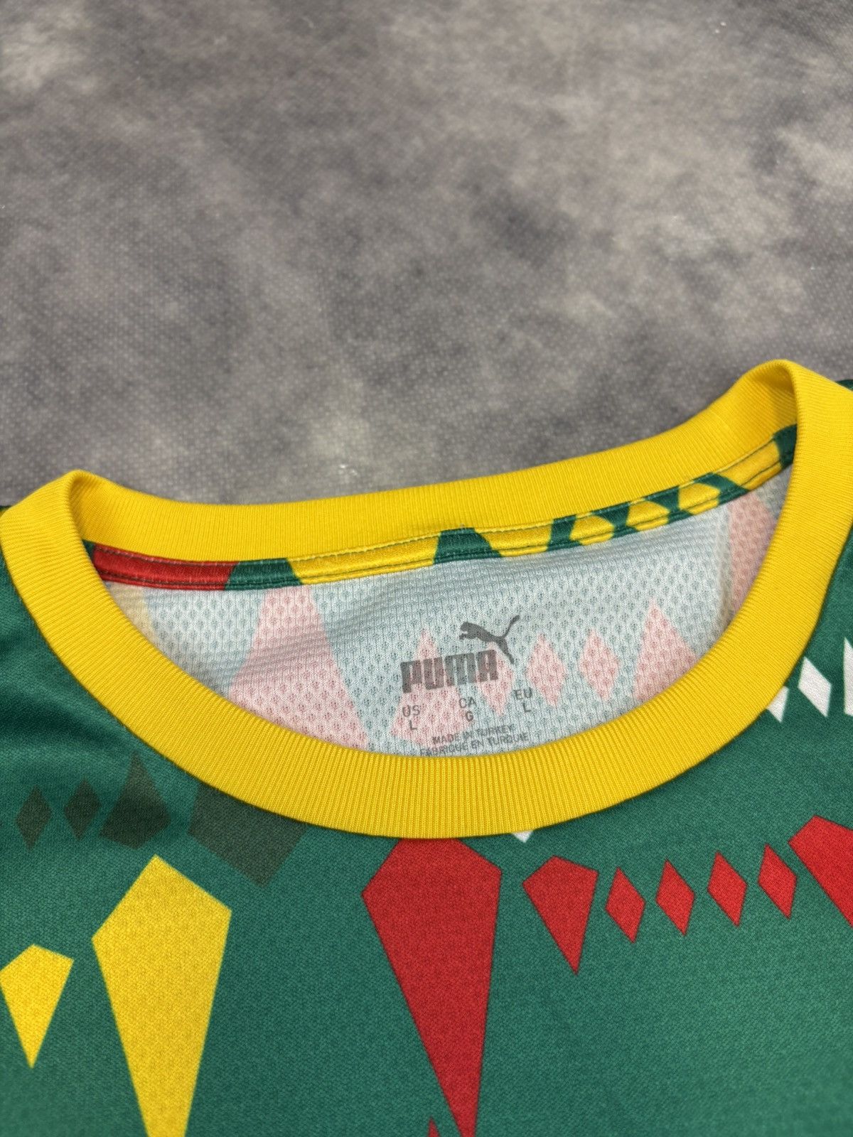 Puma Puma Senegal 2022 Soccer Jersey Africa y2k blokecore drill Size US L / EU 52-54 / 3 - 5 Thumbnail