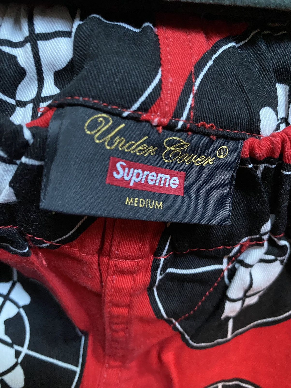 Public Enemy × Supreme × Undercover S/s 18’ Public Enemy Skate Pants Size US 32 / EU 48 - 6 Thumbnail