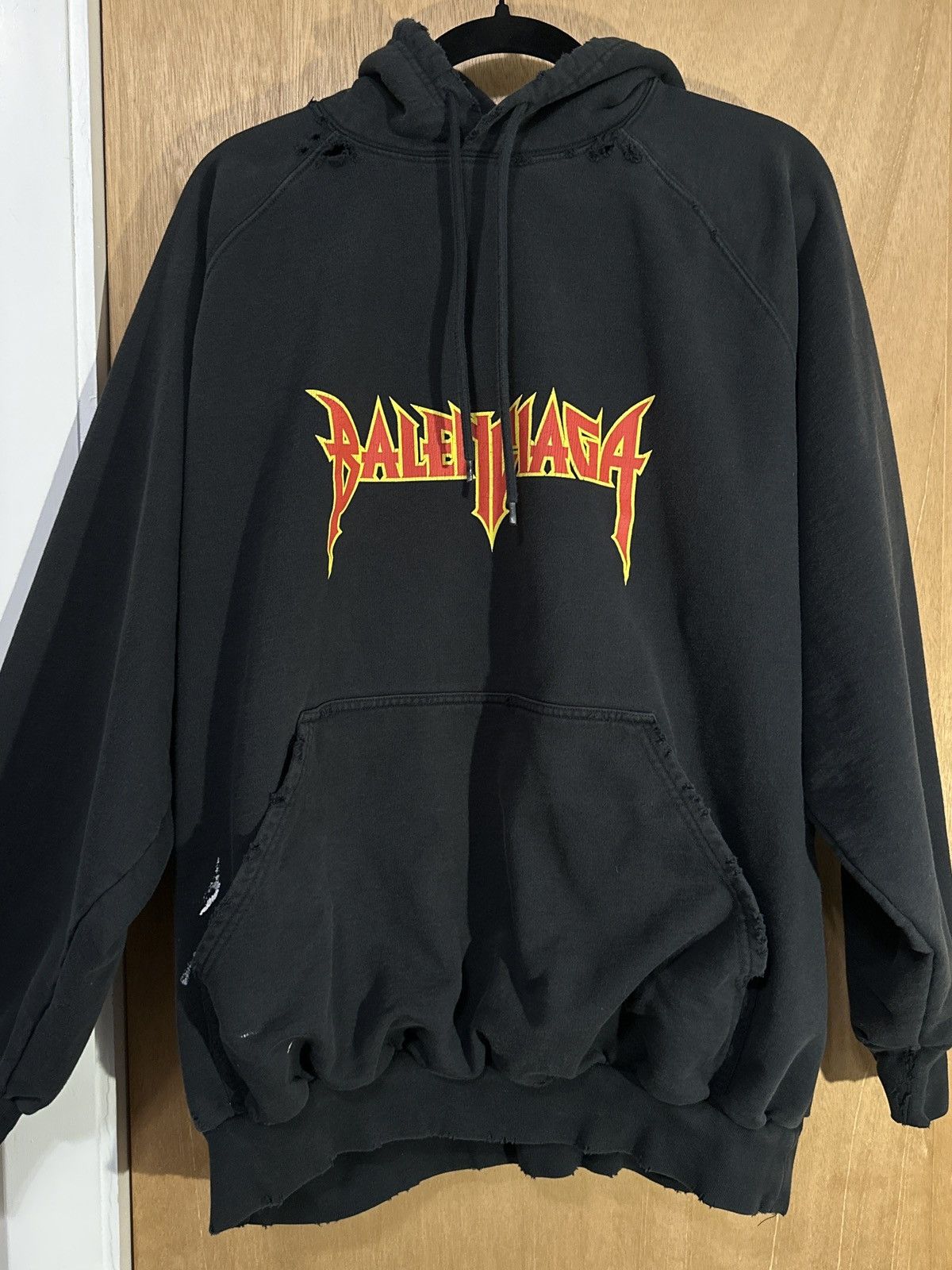 Balenciaga Balenciaga Metal Logo Hoodie Size US L / EU 52-54 / 3 - 1 Thumbnail
