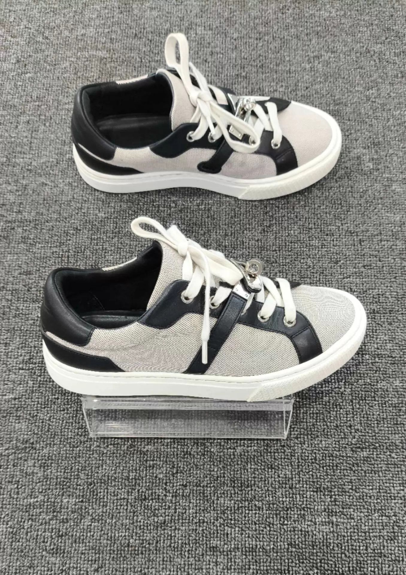 Hermes HERMES Kelly Buckle Panda 2T Canvas Sneaker 98 35 Size US 4.5 / IT 34.5 - 4 Thumbnail