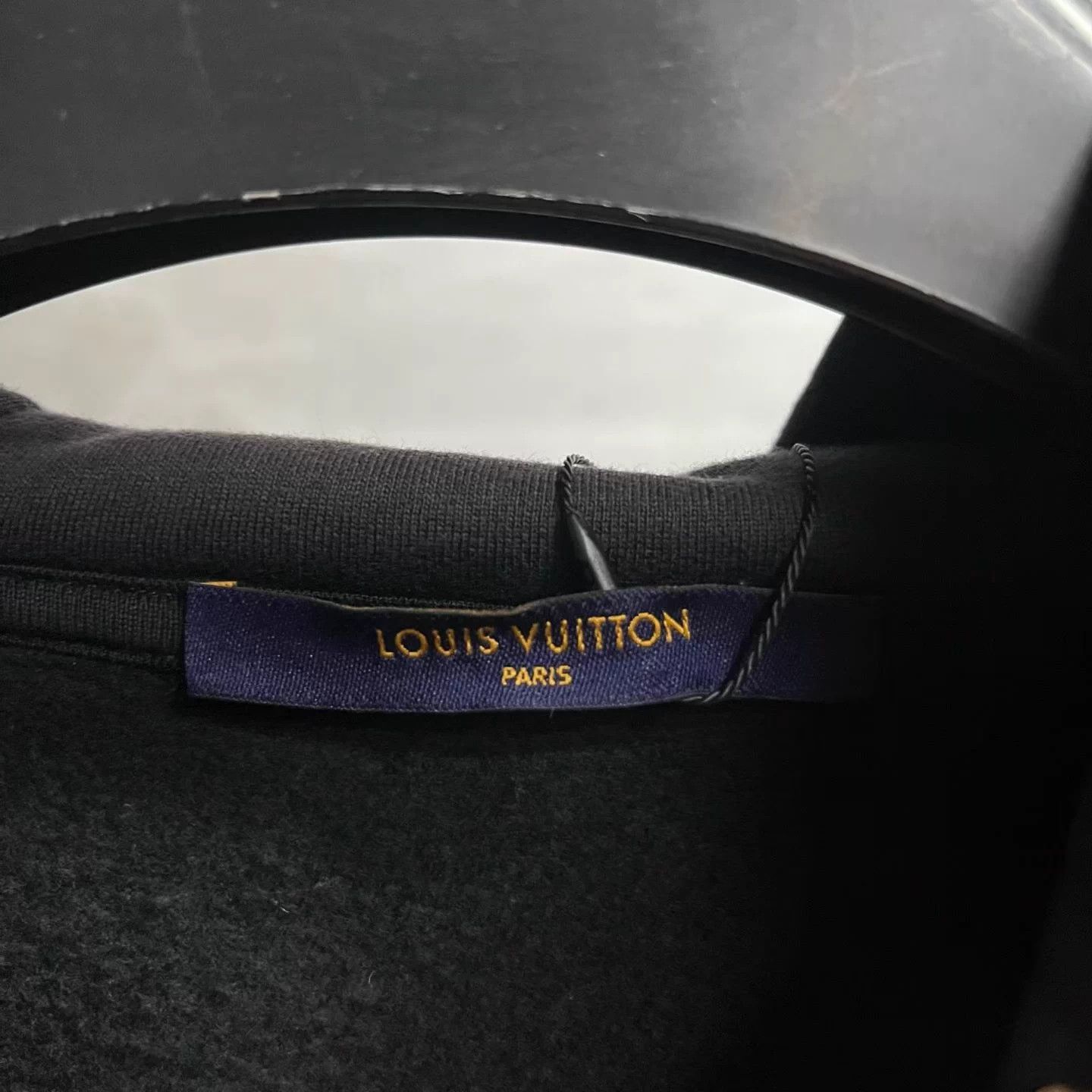 Louis Vuitton louis vuitton black hoodie Size US M / EU 48-50 / 2 - 3 Thumbnail
