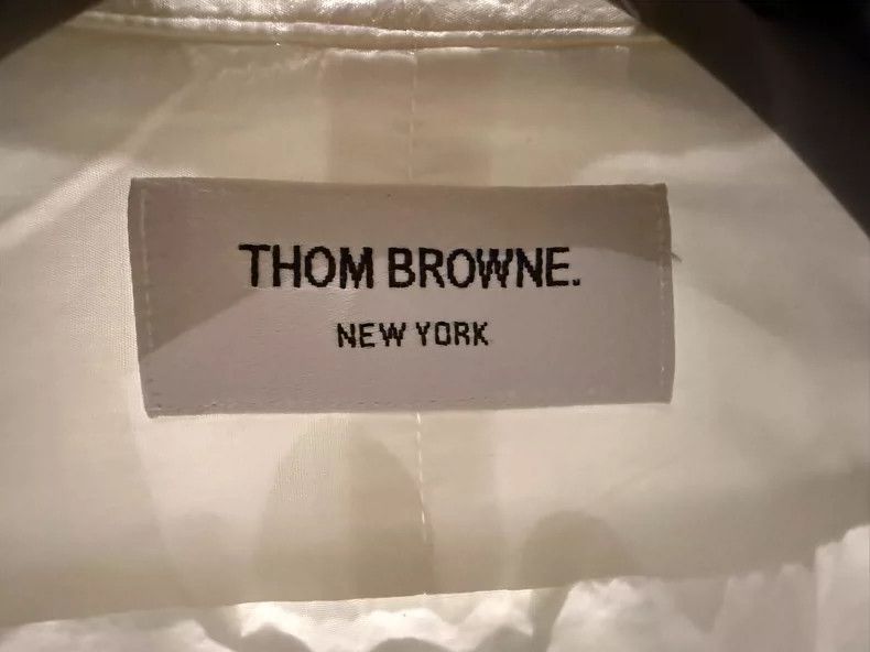 Thom Browne Thom Browne Classic three-color logo shirt with door flap 2 Size US M / EU 48-50 / 2 - 3 Thumbnail