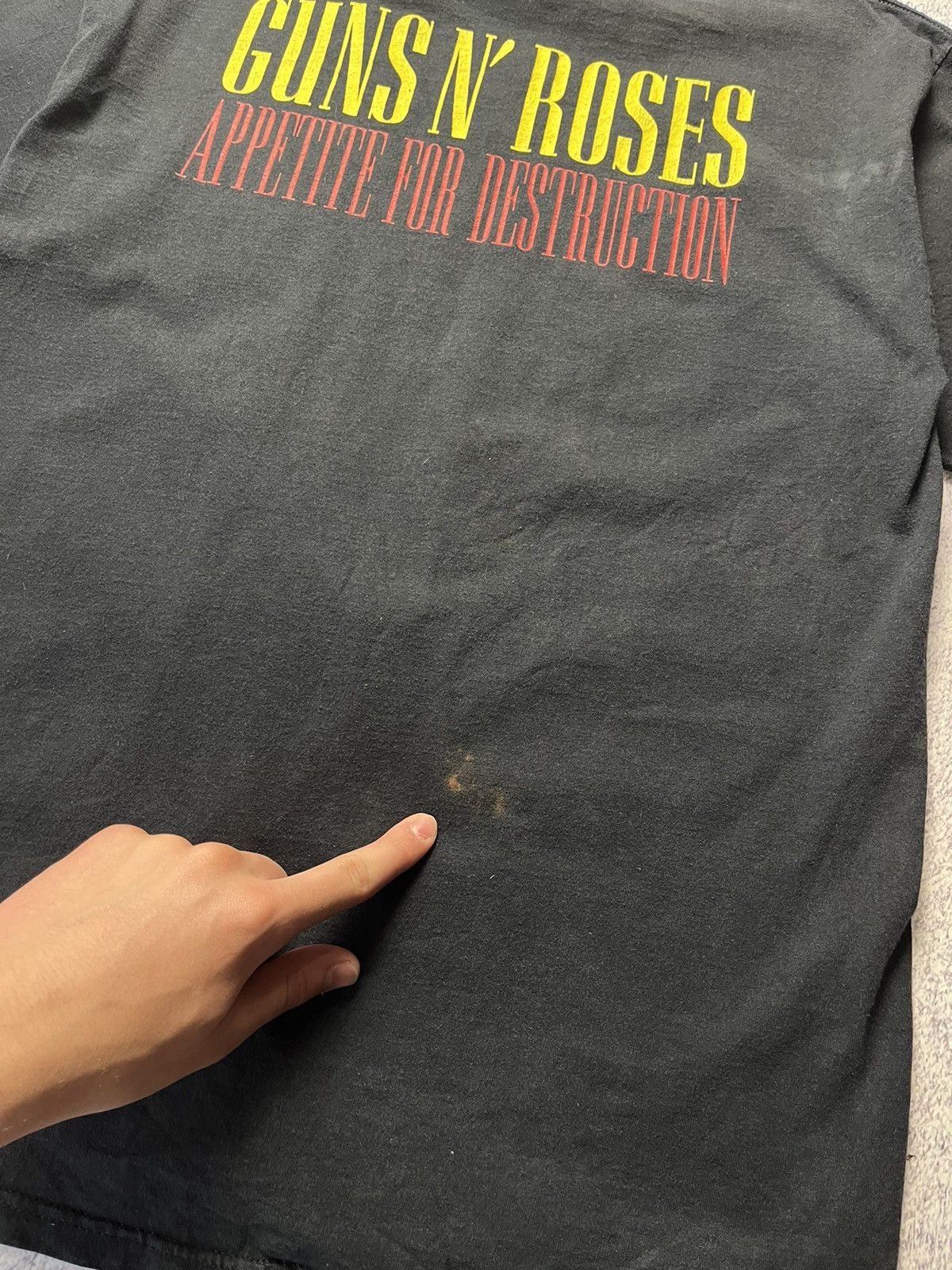 Band Tees GNR Appetite For Distruction Promo Cross T shirt Y2K tee L Size US L / EU 52-54 / 3 - 21 Thumbnail