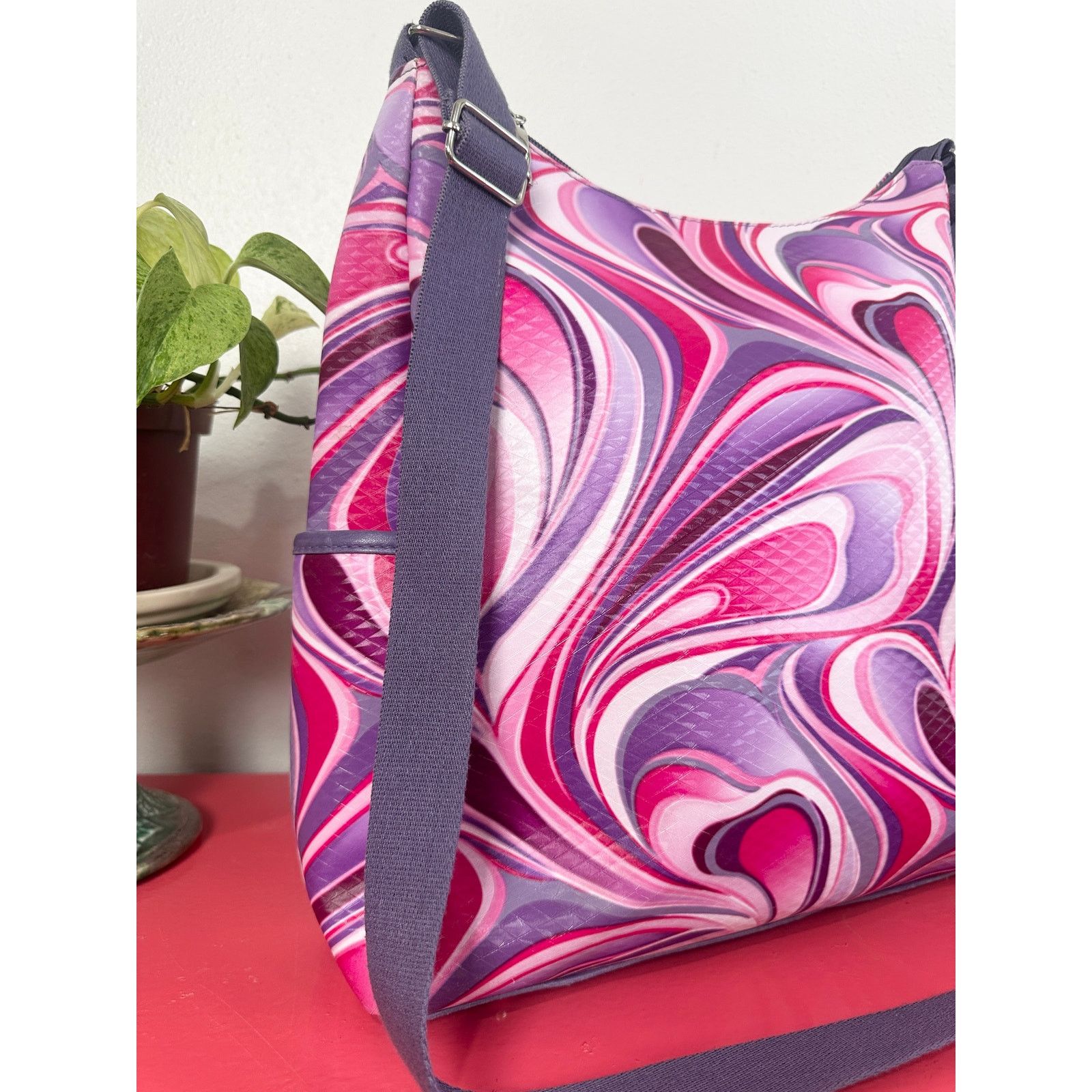 Other Y2K Psychedelic Swirl Crossbody Shoulder Bag Size ONE SIZE - 5 Thumbnail