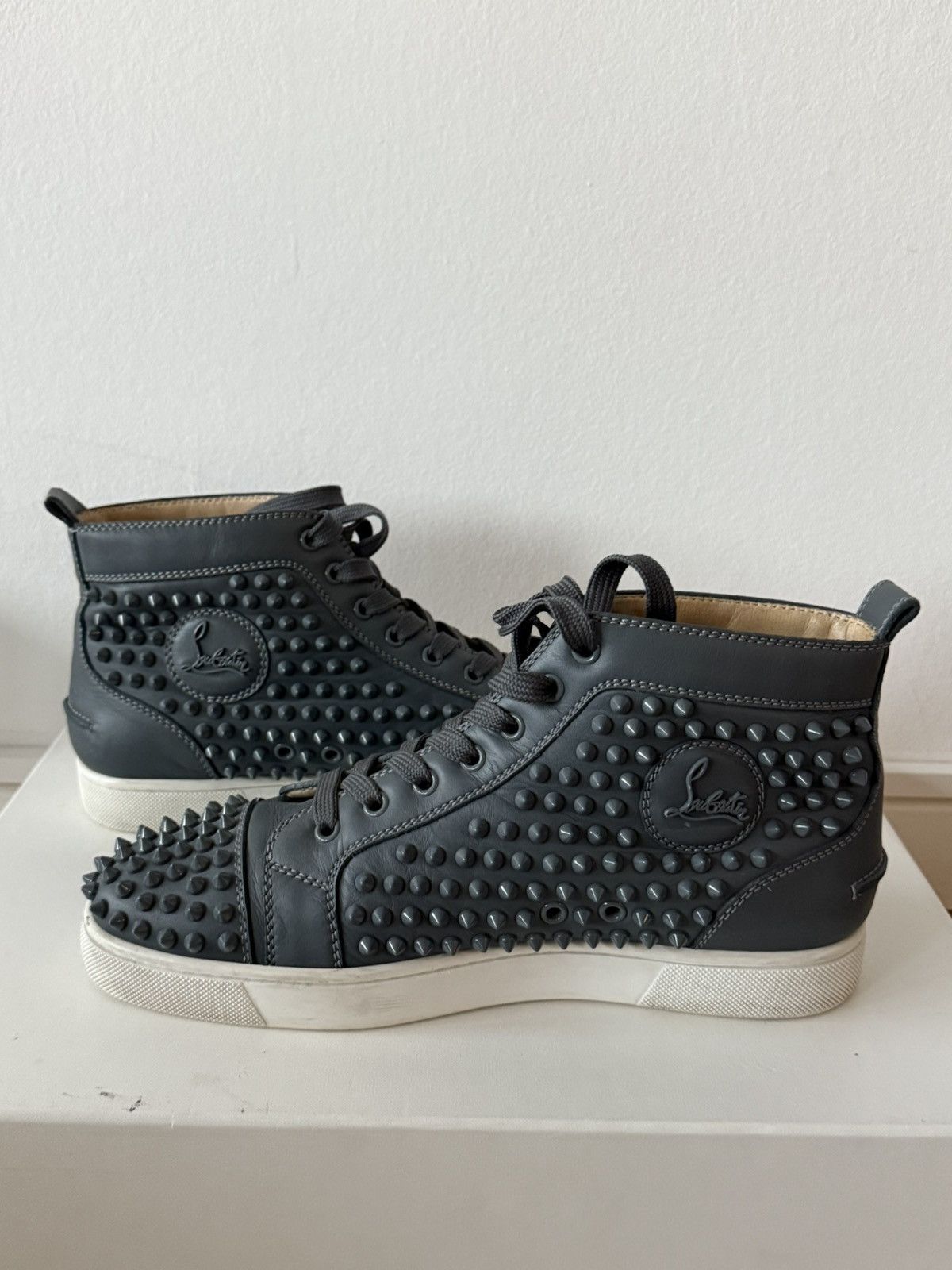 Christian Louboutin Christian Louboutin Grey Leather Louis Spikes High Top Size US 7.5 / EU 40-41 - 5 Thumbnail