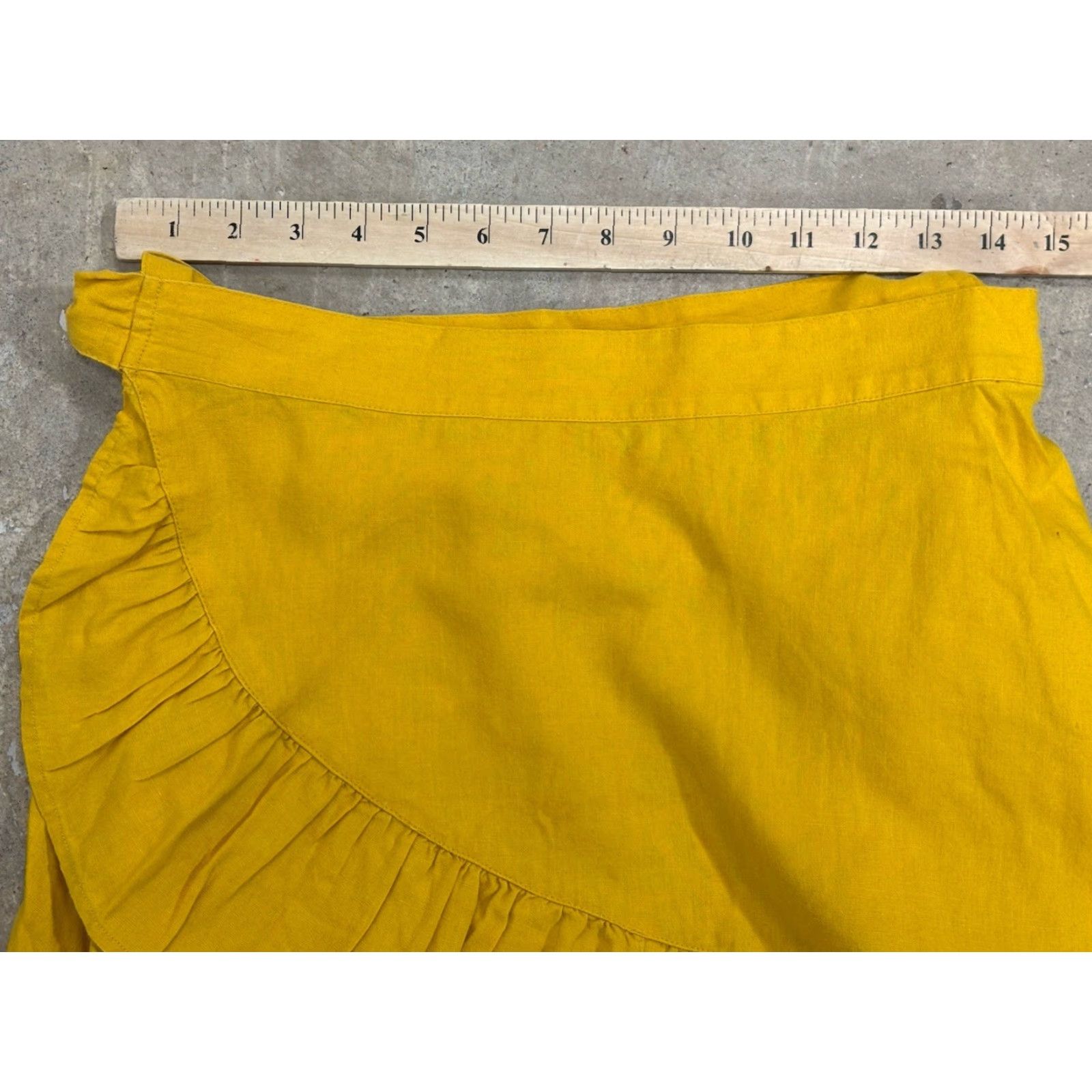 Vintage Aerie Ruffle Wrap Mini Skirt Women’s M Yellow Linen Blend Flirty Summer Skirt Size 32" / US 10 / IT 46 - 7 Thumbnail