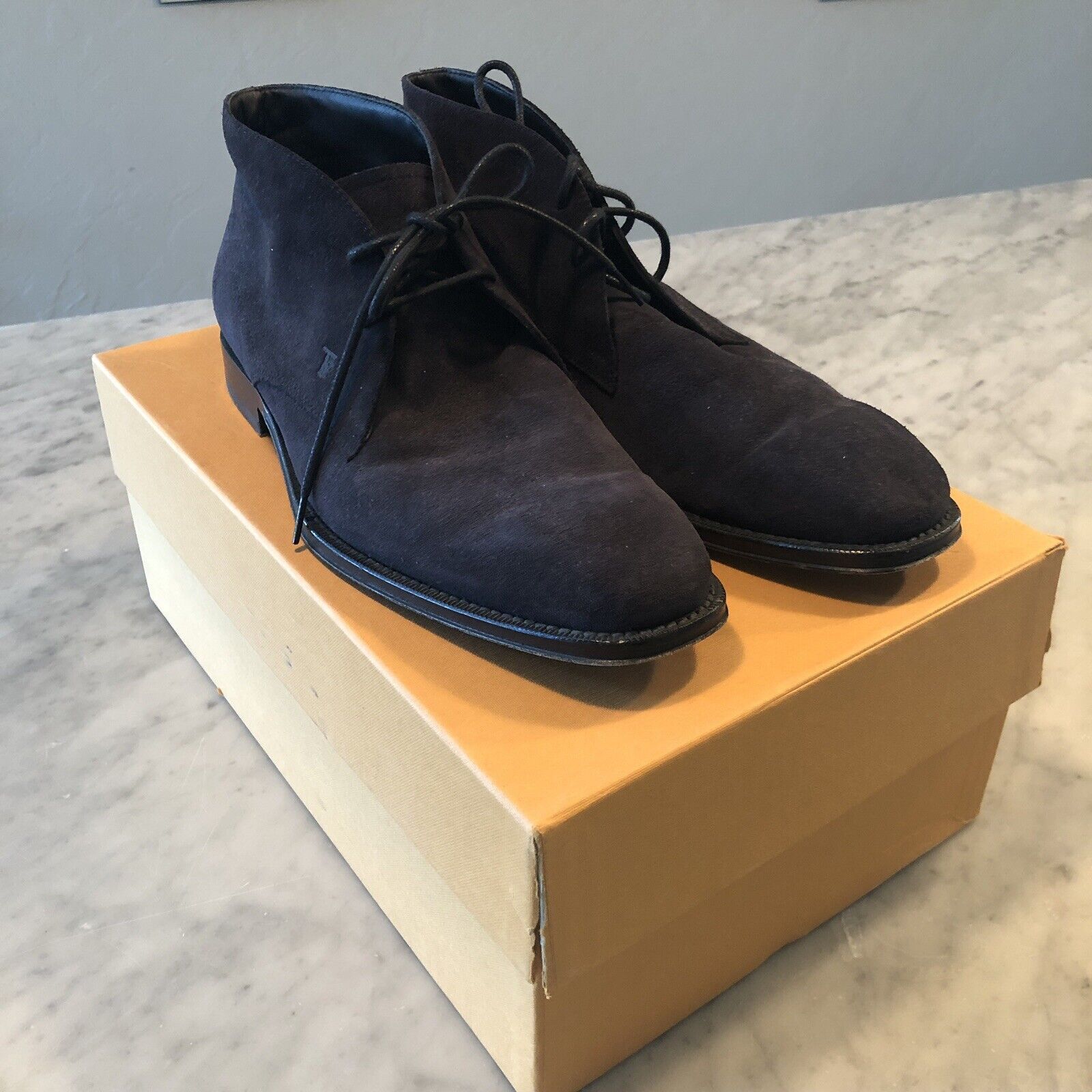 Tod's Tod’s Navy Blue Suede Chukka Boots Size 6.5 Size US 6.5 / EU 39-40 - 1 Thumbnail