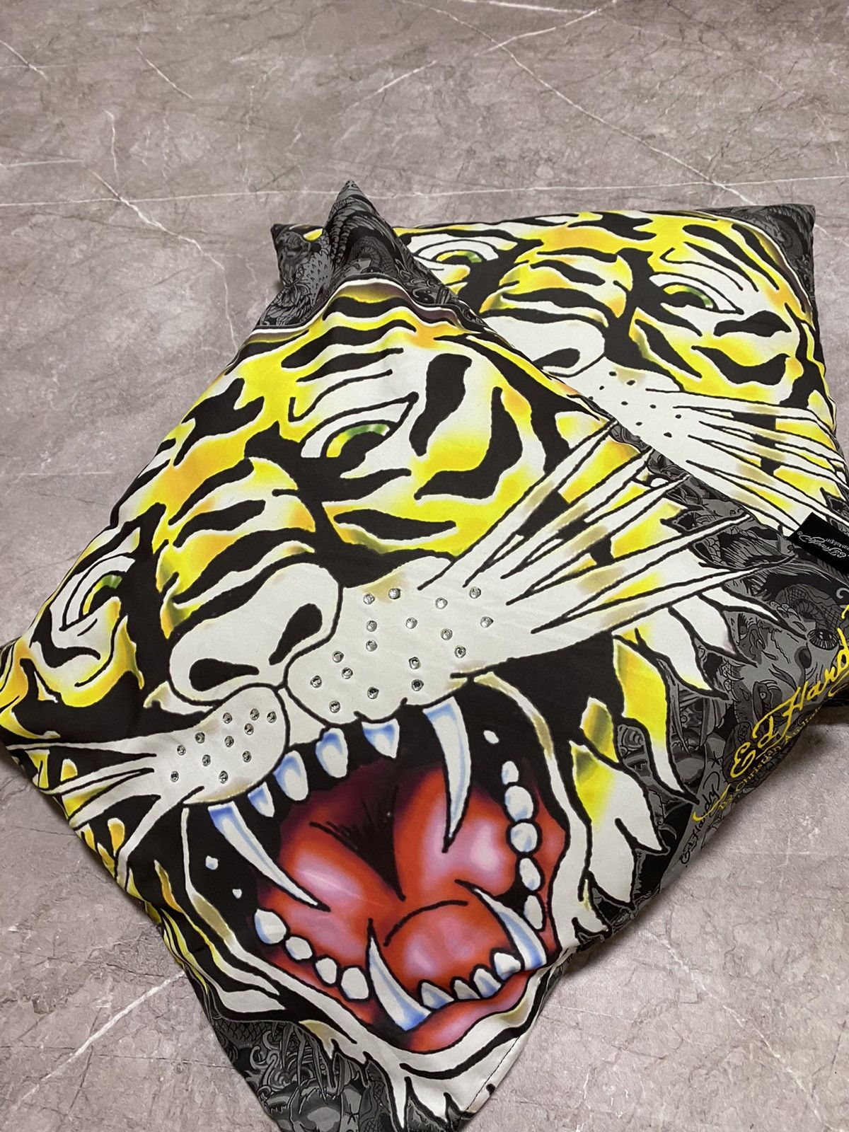 Ed Hardy Vintage Y2K Ed Hardy by Christian Audigier Two Pillow Rare Size ONE SIZE - 13 Thumbnail