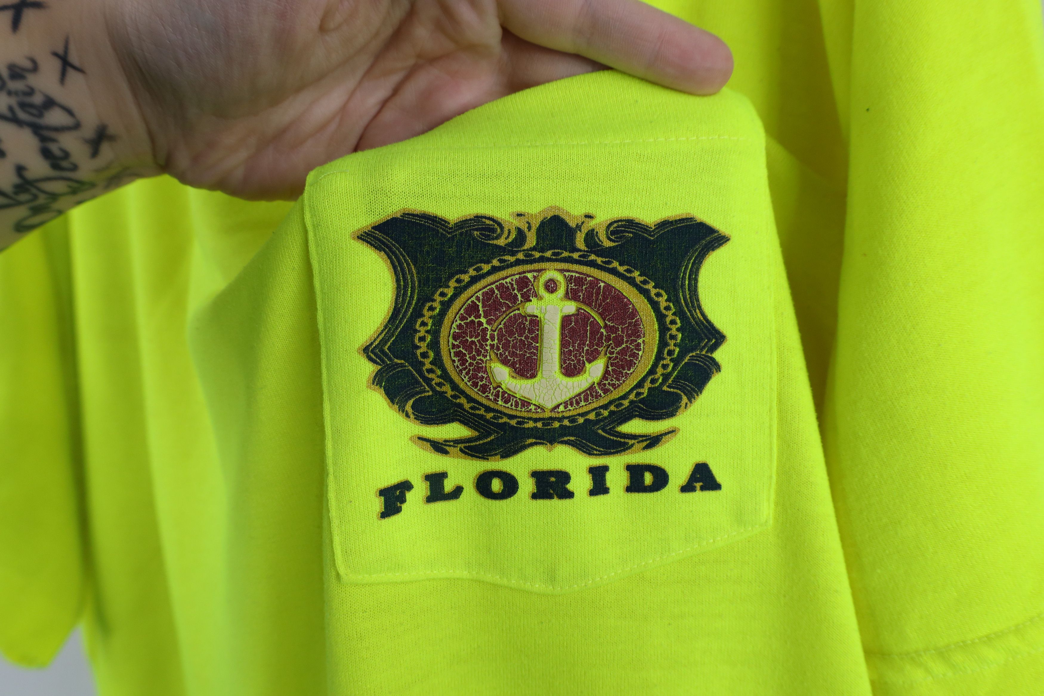 Vintage Vintage 90s Streetwear Florida Pocket T-Shirt Neon Yellow Size US XXL / EU 58 / 5 - 4 Thumbnail