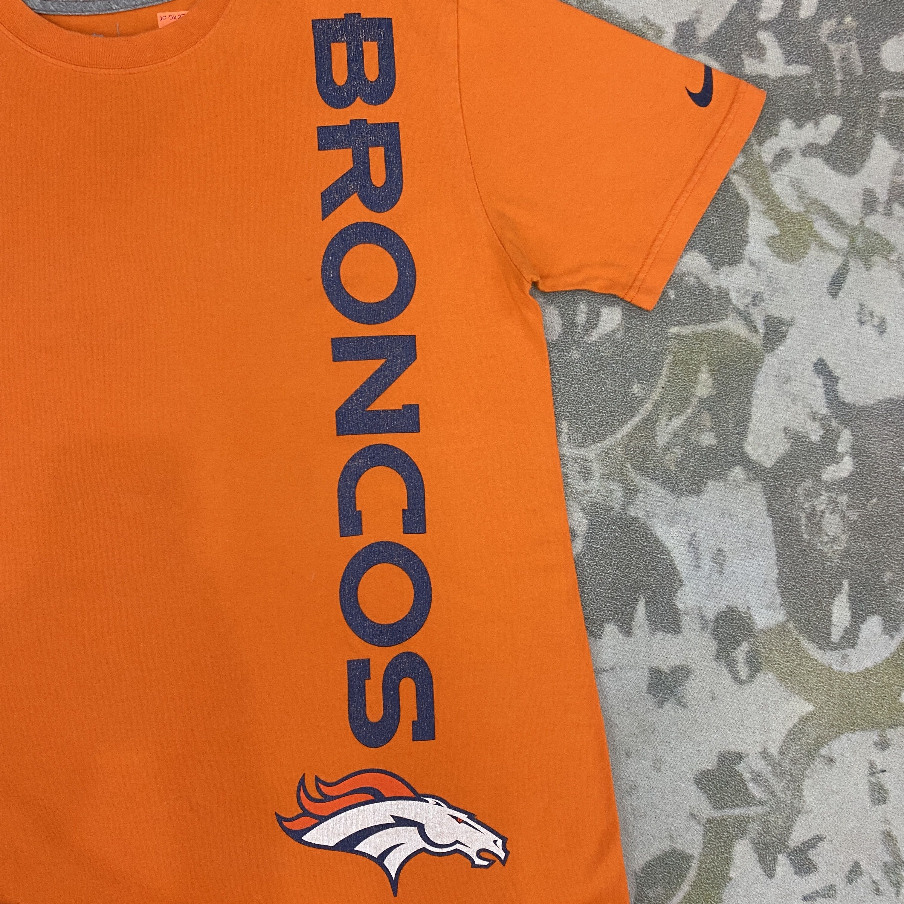 NFL Nike Broncos Medium T-Shirt - J068 Size US M / EU 48-50 / 2 - 3 Thumbnail