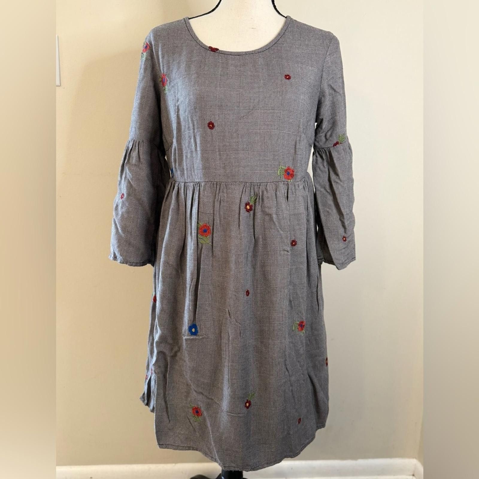 Other Emberley floral embroidered black white plaid mini dress SM Size S / US 4 / IT 40 - 1 Thumbnail