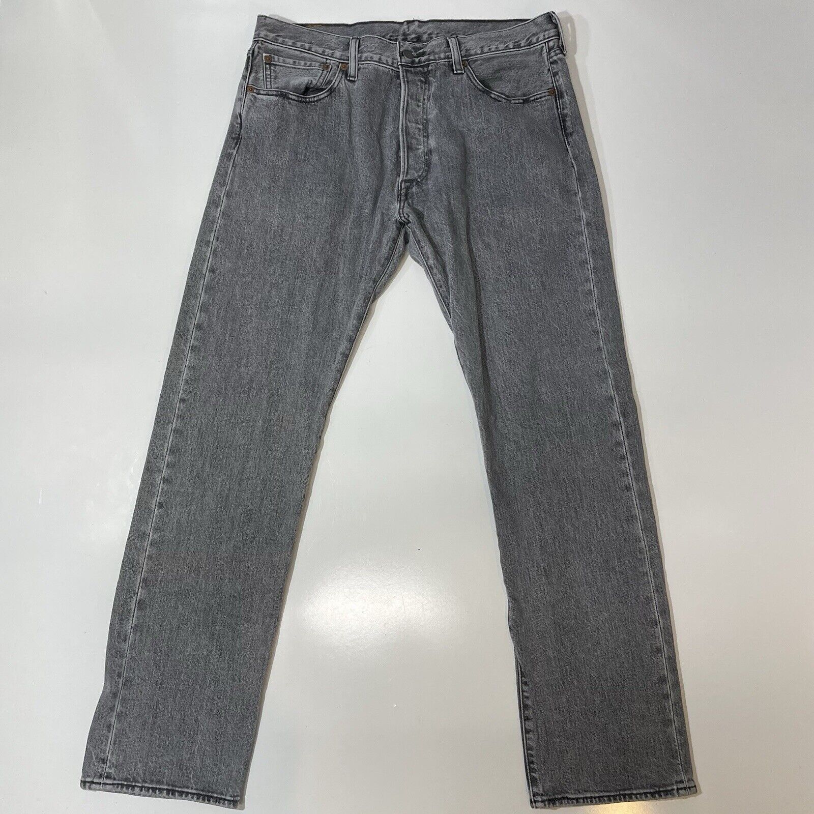 Levi's Levis 501 Jeans Men’s Straight Leg Button Fly 34x32 Charcoal Size US 34 / EU 50 - 1 Thumbnail