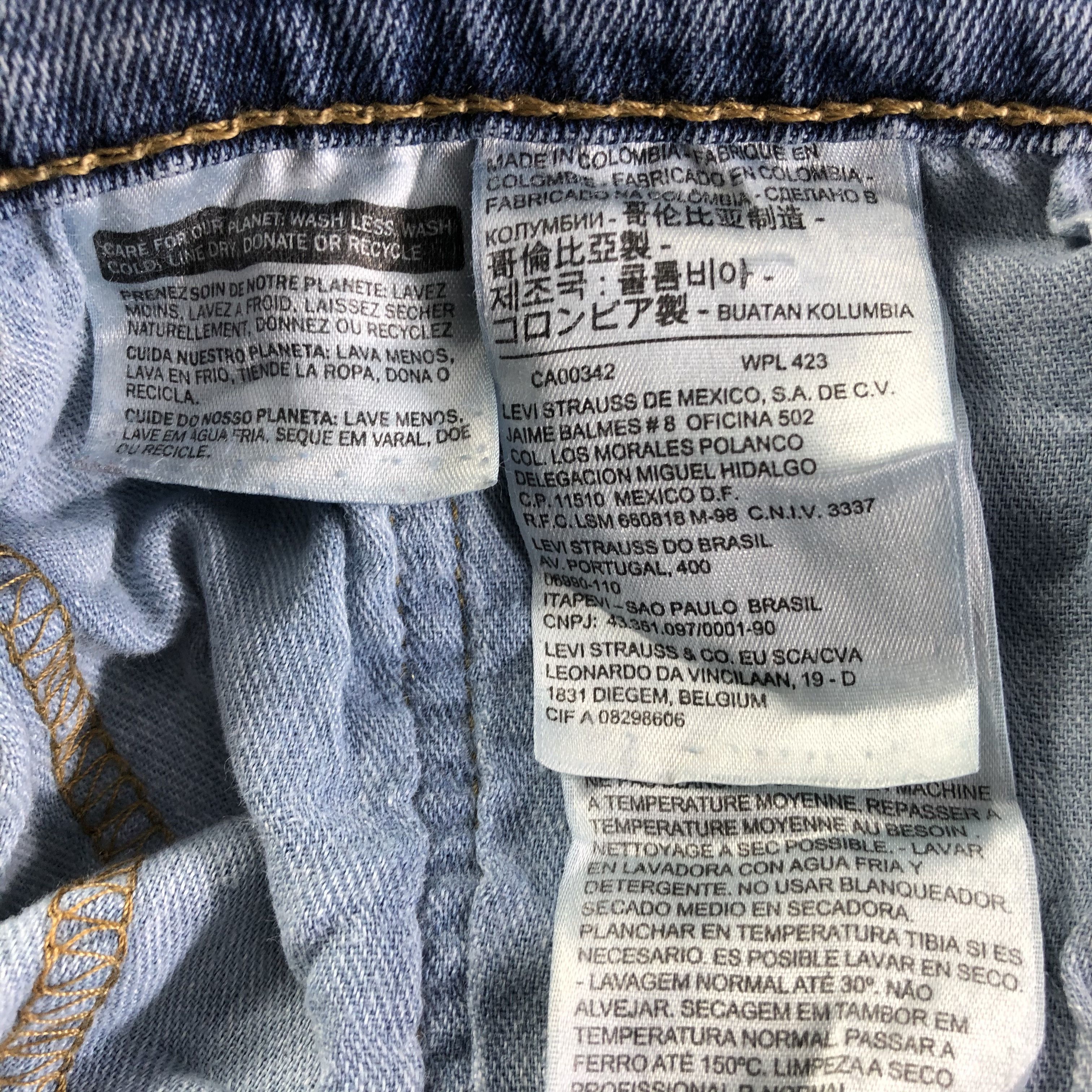 Levi's Vintage Blue Wash Levis 559 Jeans-J4327 Size US 35 - 10 Thumbnail