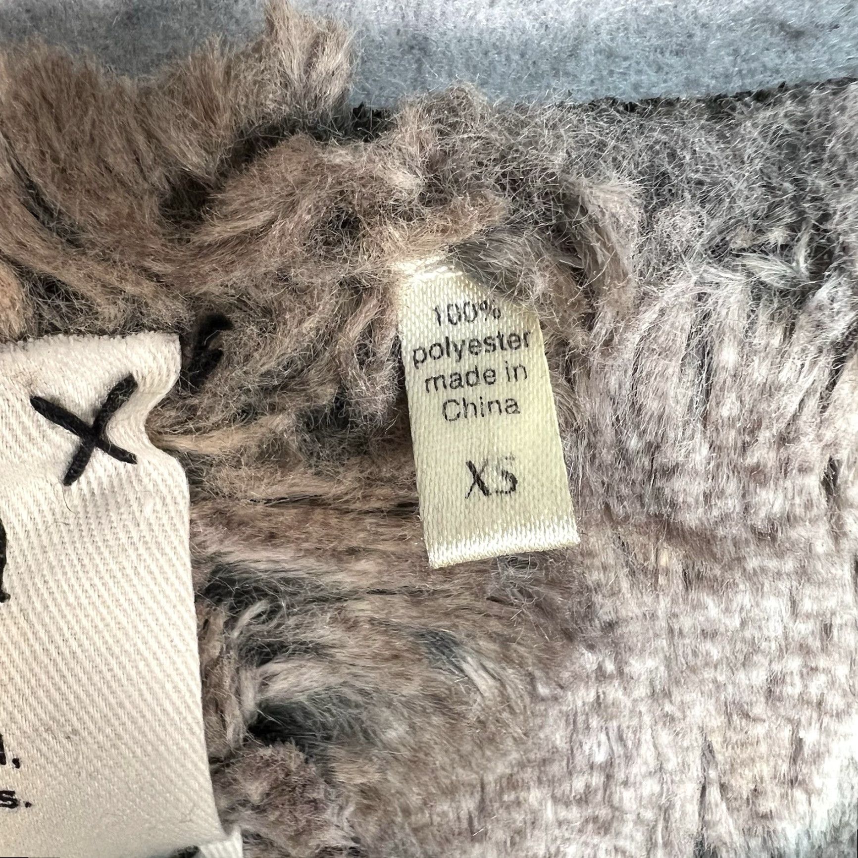 Vintage DYLAN by TRUE GRIT Women Coat Jacket Faux Fur Reversible Black XS Jacket Womens XS Reversible Faux Fur Vintage 168 Size XS / US 0-2 / IT 36-38 - 5 Thumbnail