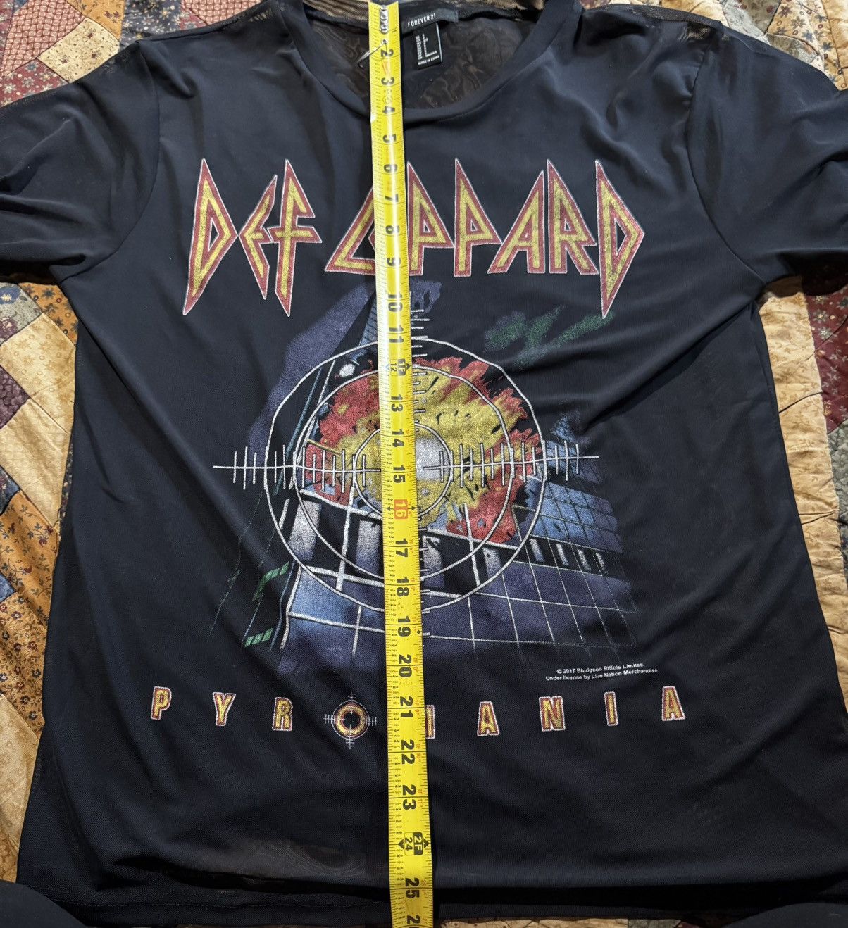 Forever 21 Def Leppard Mesh Tour Tee Size S Size S / US 4 / IT 40 - 5 Thumbnail