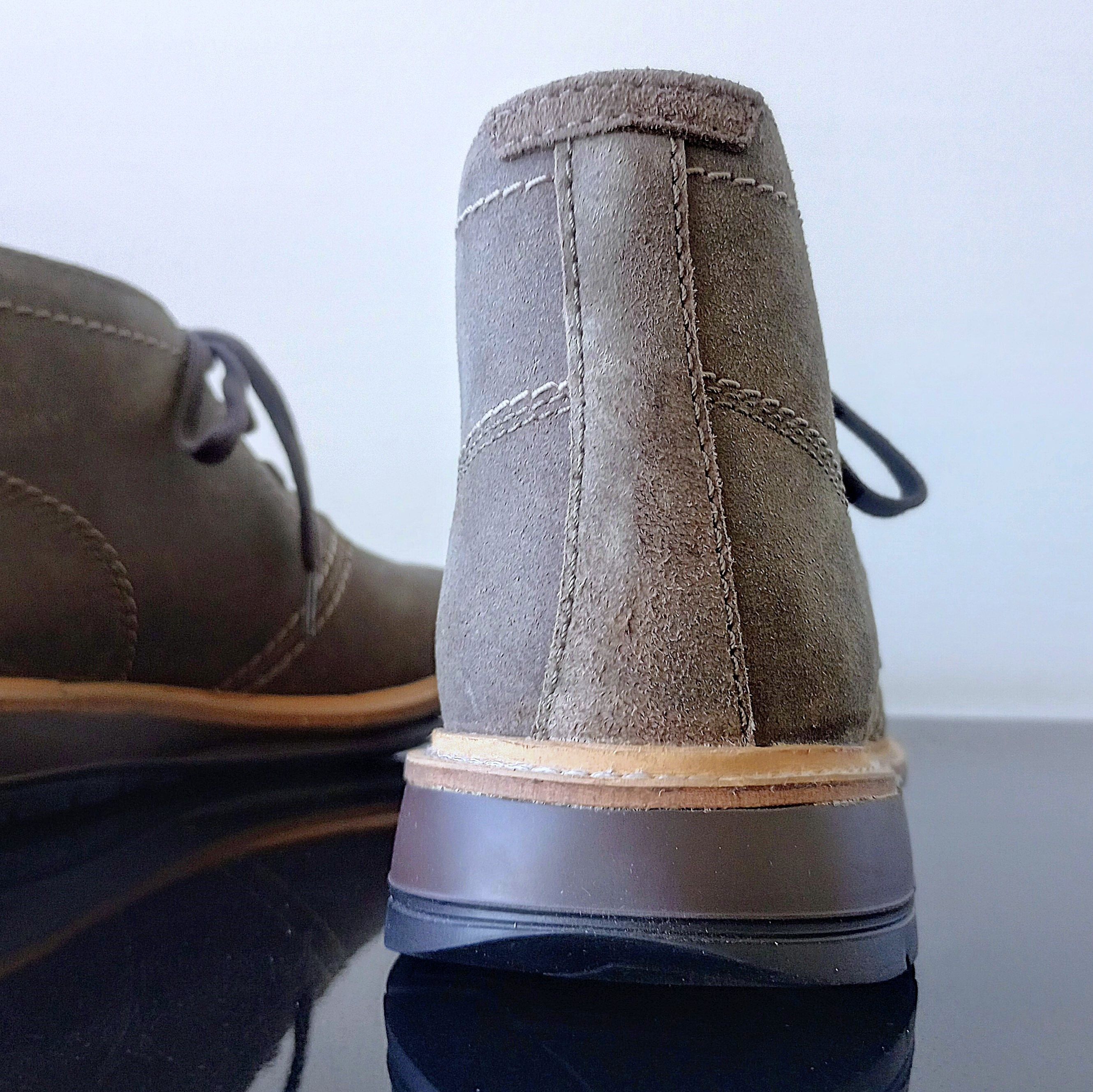 Clarks Clarks Men Chantry Mid Chukka Boot in Waxy Suede Grey Size US 8 / EU 41 - 7 Thumbnail